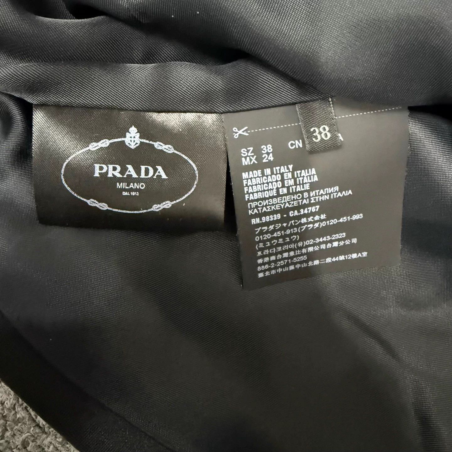 Prada Prada black lapel jacket new 38 Size S / US 4 / IT 40 - 4 Thumbnail