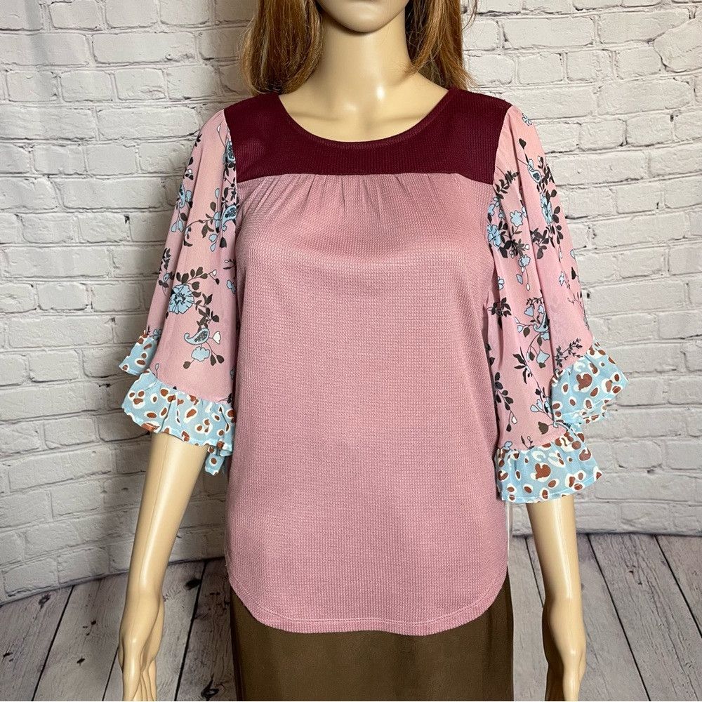 Other NWT New Baea Color Block Flutter Sleeve Size XS Size XS / US 0-2 / IT 36-38 - 3 Thumbnail