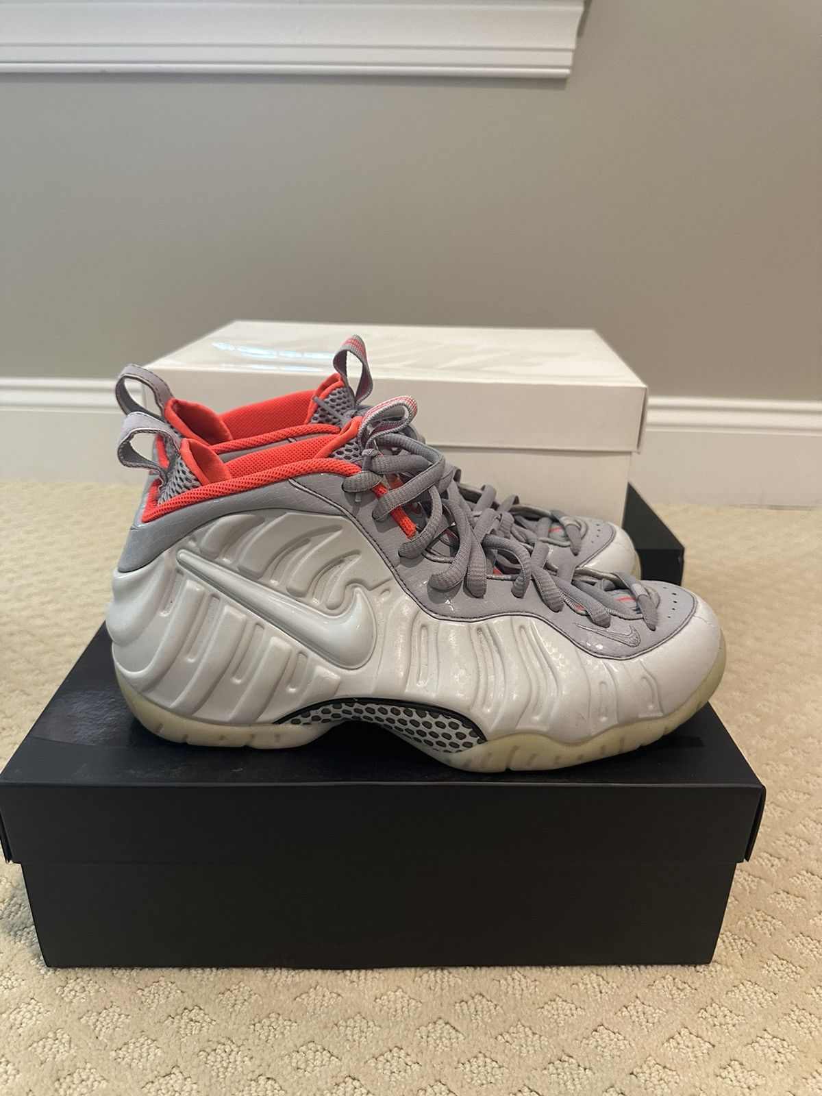 Nike Nike Yeezy Air Foamposite Pro PRM Size US 9.5 / EU 42-43 - 2 Thumbnail