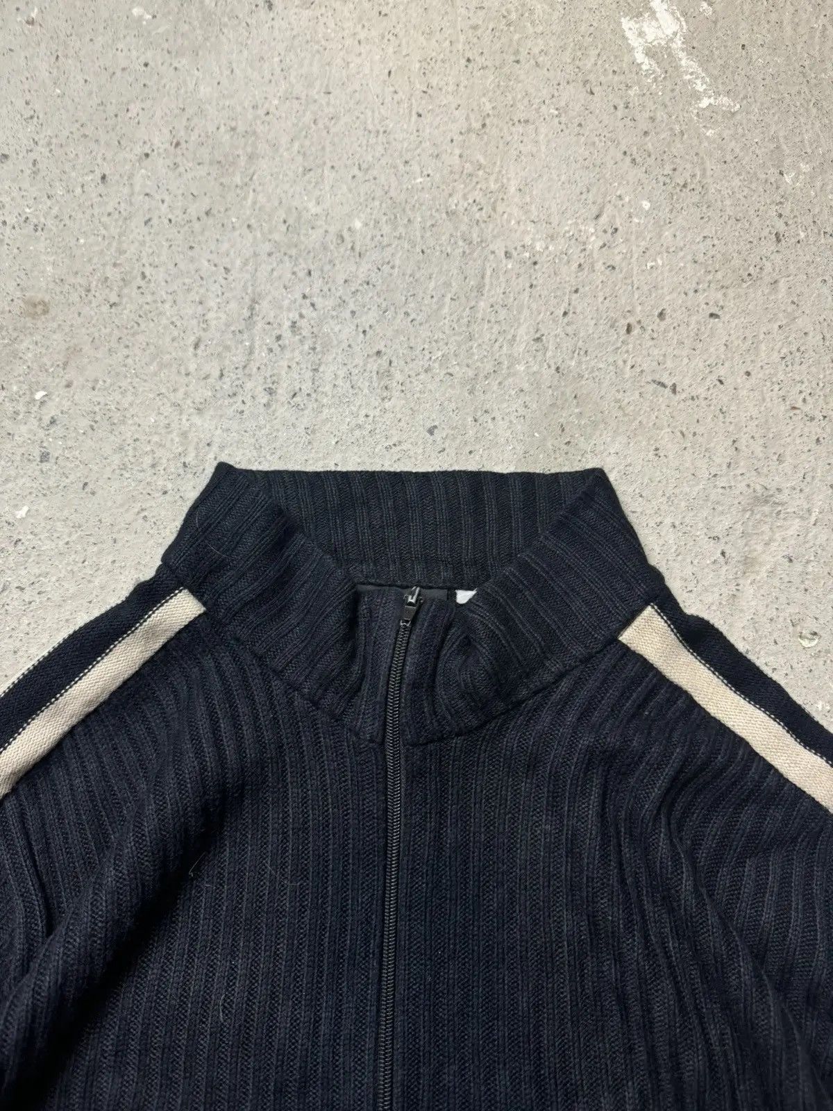 Vintage Vintage Y2K Trakker Knitted Strips Owens Style Zip Up Hoodie Size US M / EU 48-50 / 2 - 4 Thumbnail