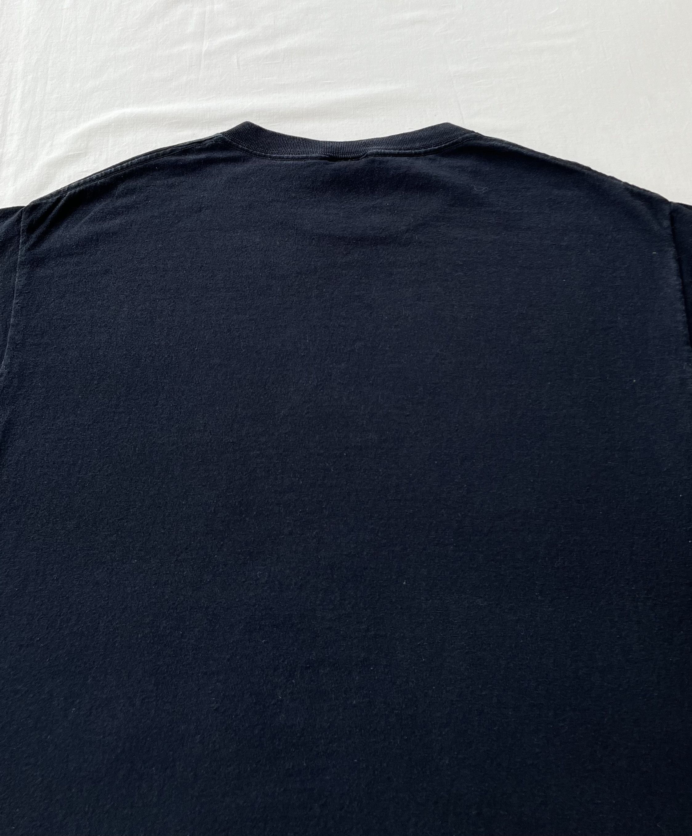 Vintage Vintage 2000s The Da Vinci Code Tom Hanks Movie Black Tshirt Size US L / EU 52-54 / 3 - 11 Thumbnail