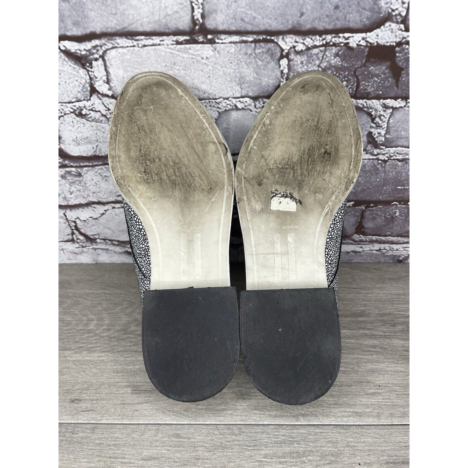 Miista Miista London Black White Leather Cracked Print Center Zip S Size US 8.5 / IT 38.5 - 6 Thumbnail