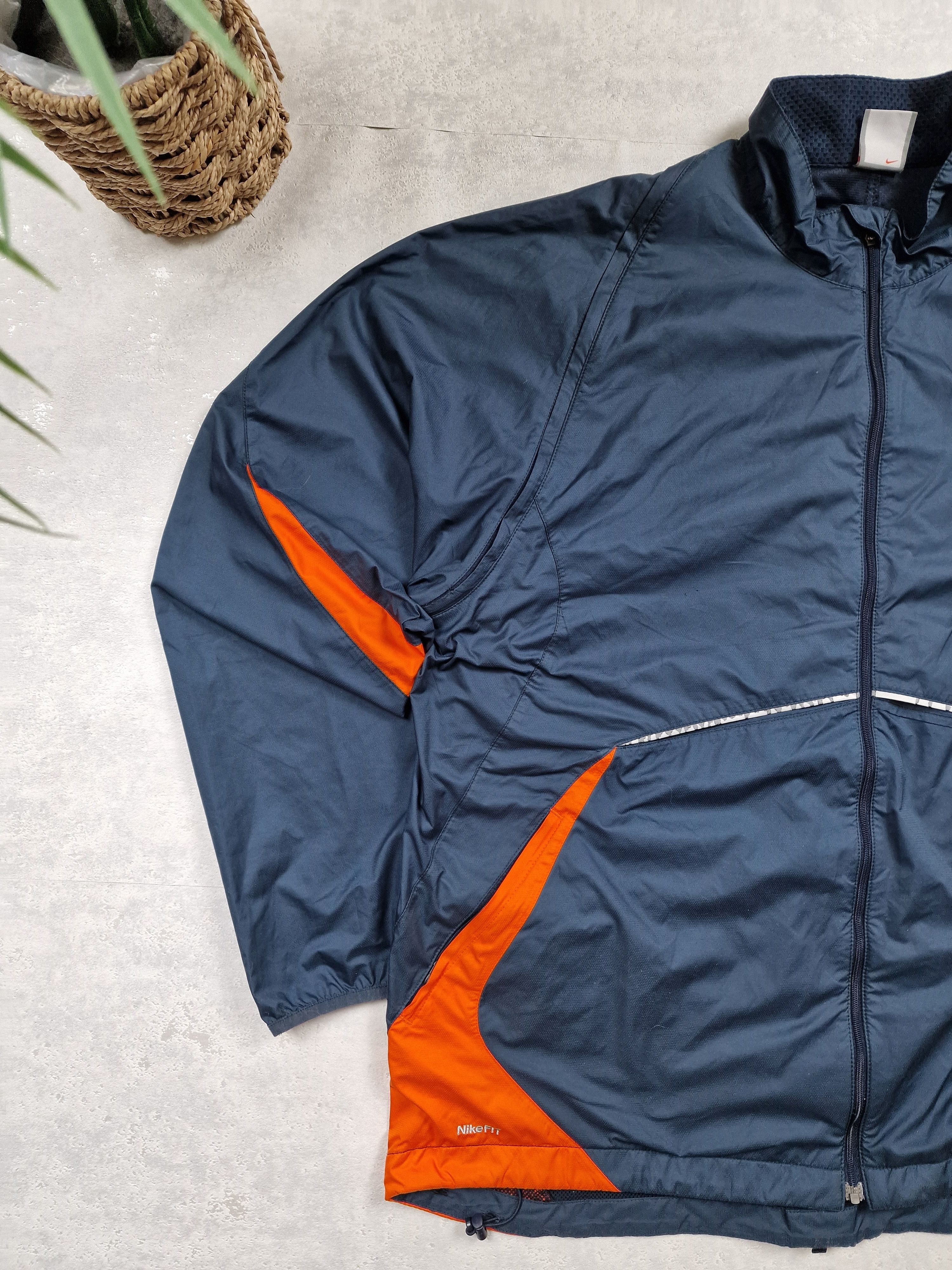 Nike × Vintage 00s Nike Retro Logo Vintage Y2K Oversized Nylon Retro Jacket Size US XL / EU 56 / 4 - 2 Thumbnail