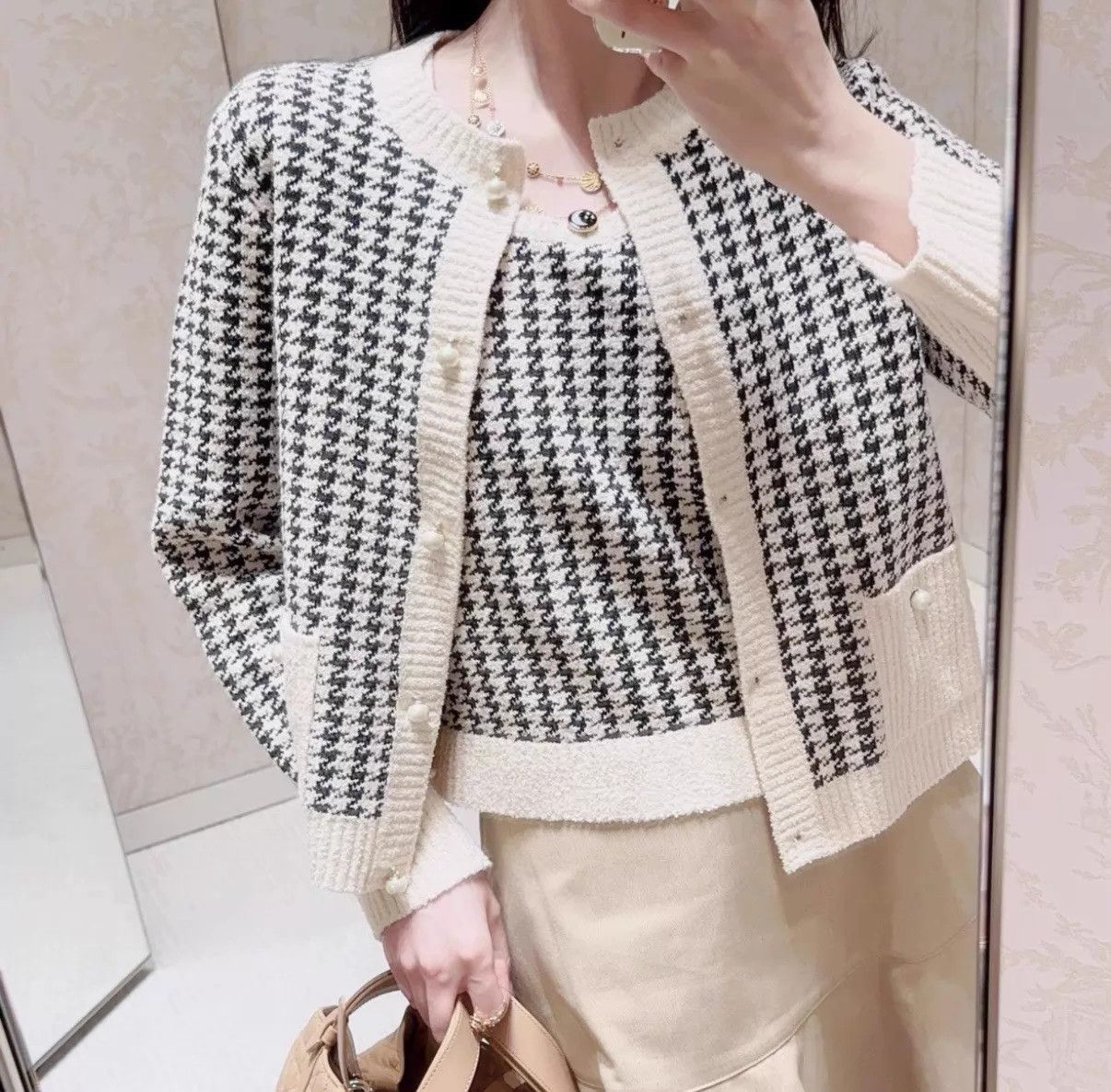 Dior Dior Pearl Button Cardigan New F38 Size S / US 4 / IT 40 - 7 Thumbnail