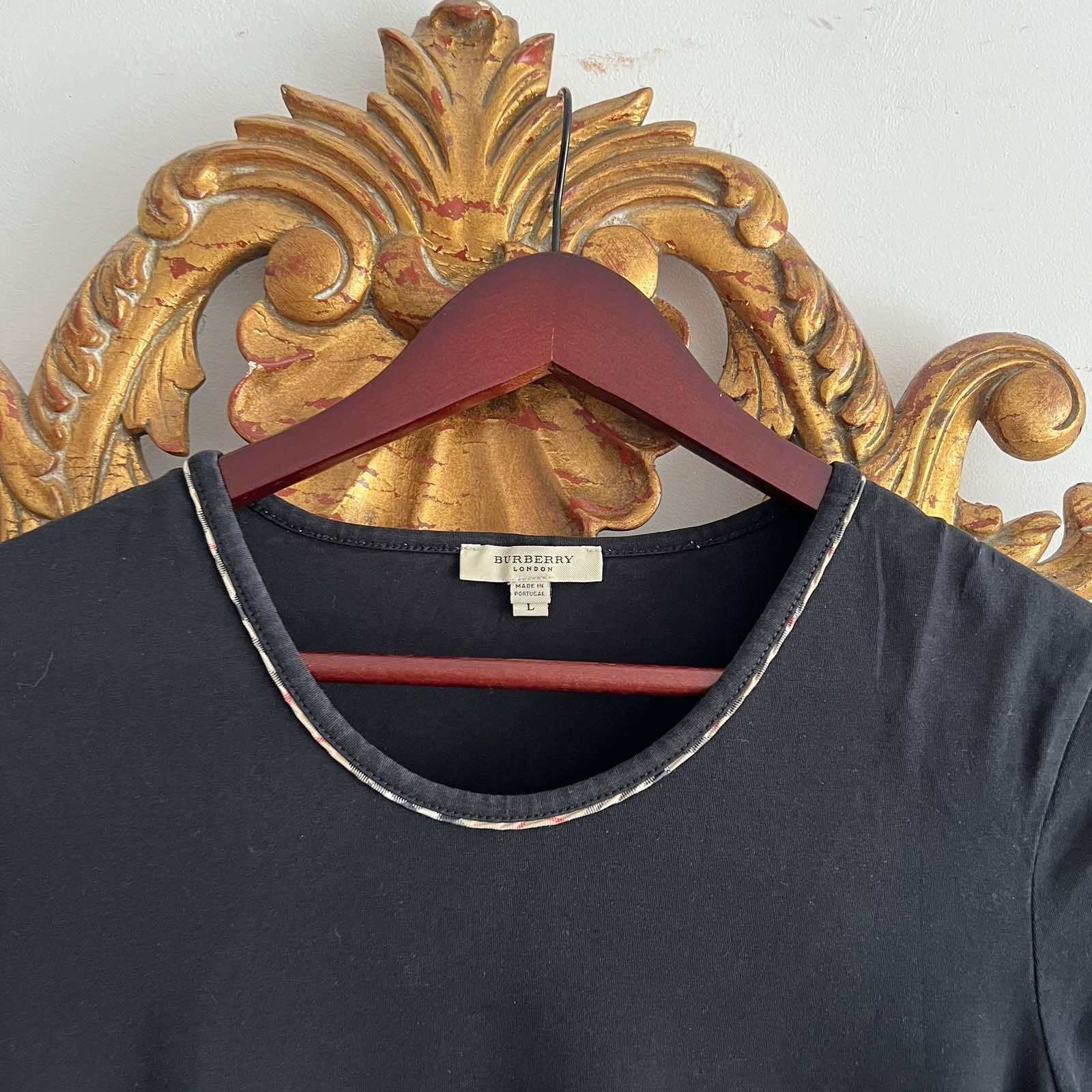 Burberry Burberry Tee logo women’s Black t shirt Sz L Size L / US 10 / IT 46 - 5 Thumbnail