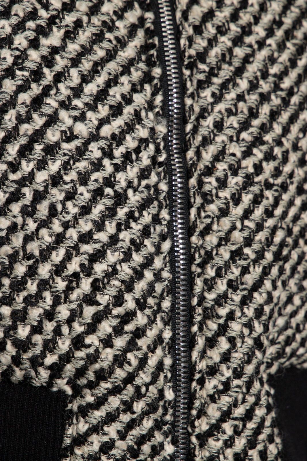 Gucci GUCCI B/W Interlocking G Wool Jacket New & Authentic Size ONE SIZE - 2 Thumbnail