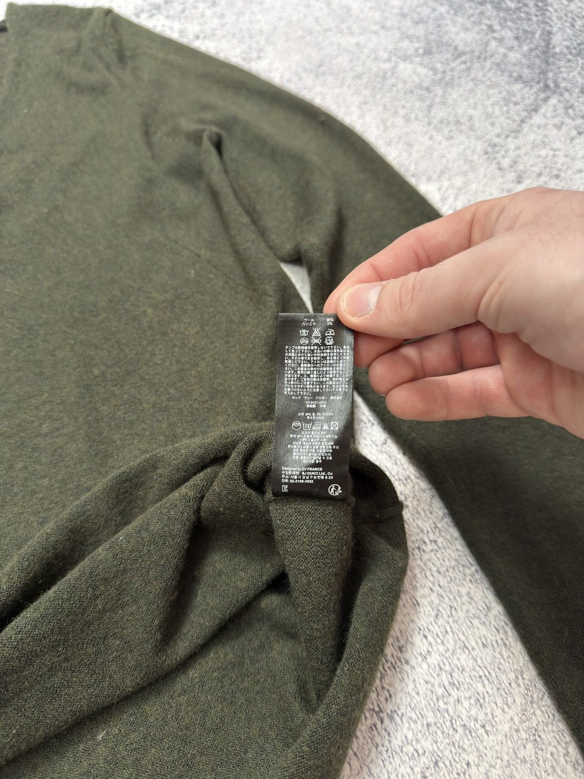 Zadig & Voltaire Zadig & Voltaire Nosfa Patch Cashmere Blend V-Neck Sweater Size M / US 6-8 / IT 42-44 - 11 Thumbnail