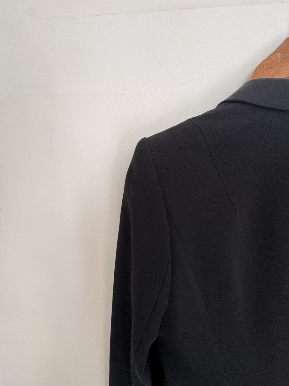 Cerruti 1881 Vintage Cerrutti 1881 Blazer Satin Detail Minimalist Size M / US 6-8 / IT 42-44 - 16 Thumbnail
