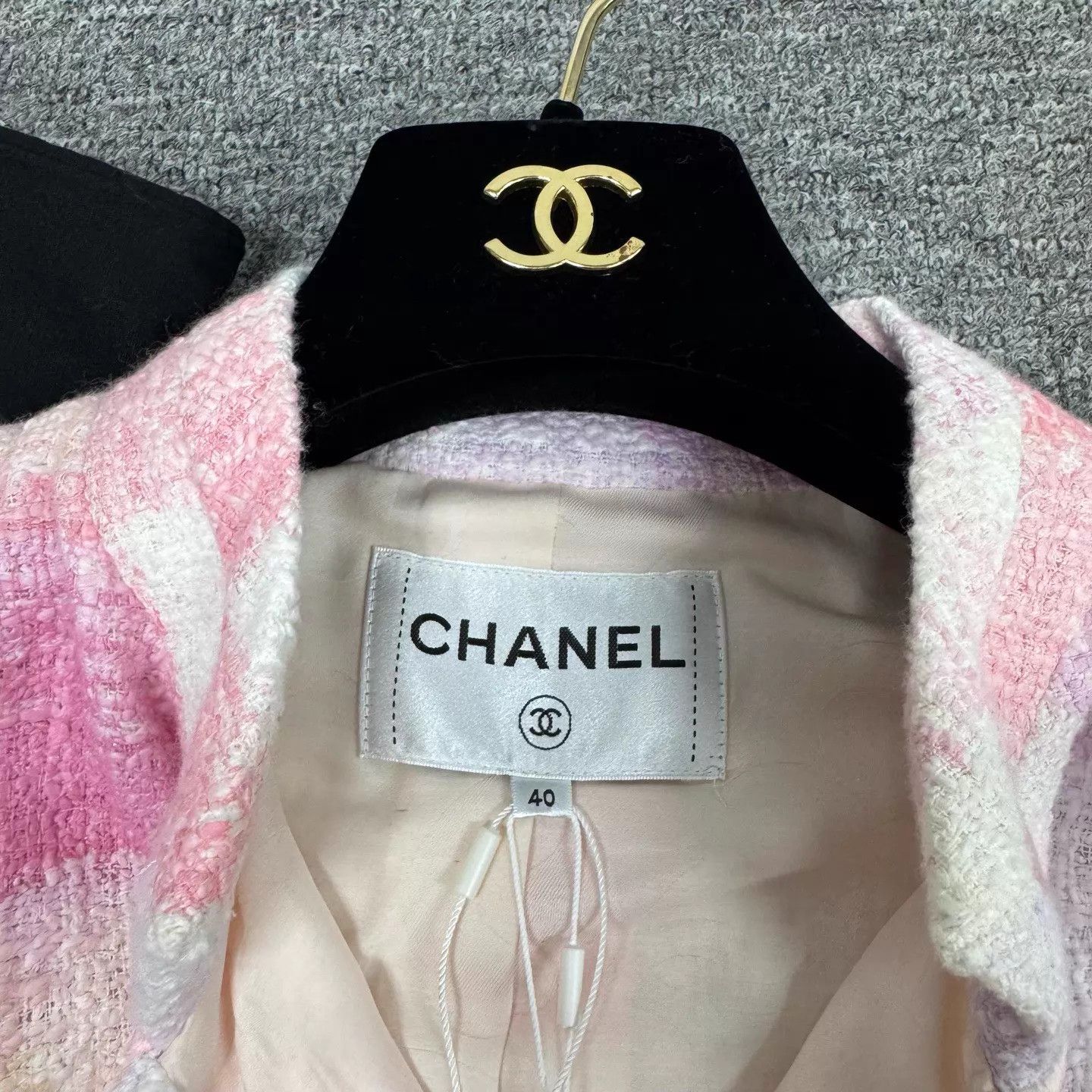 Chanel Chanel women's pink mosaic tweed short jacket Size M / US 6-8 / IT 42-44 - 7 Thumbnail