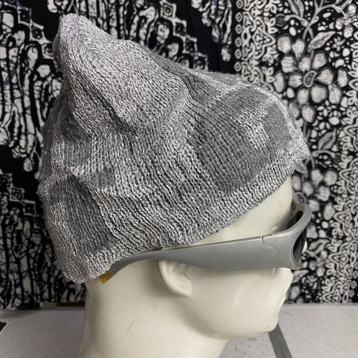 If Six Was Nine × Japanese Brand × Le Grande Bleu (L.G.B.) 2000s y2k gparty girls night out glitter beanie hats Size ONE SIZE - 6 Thumbnail