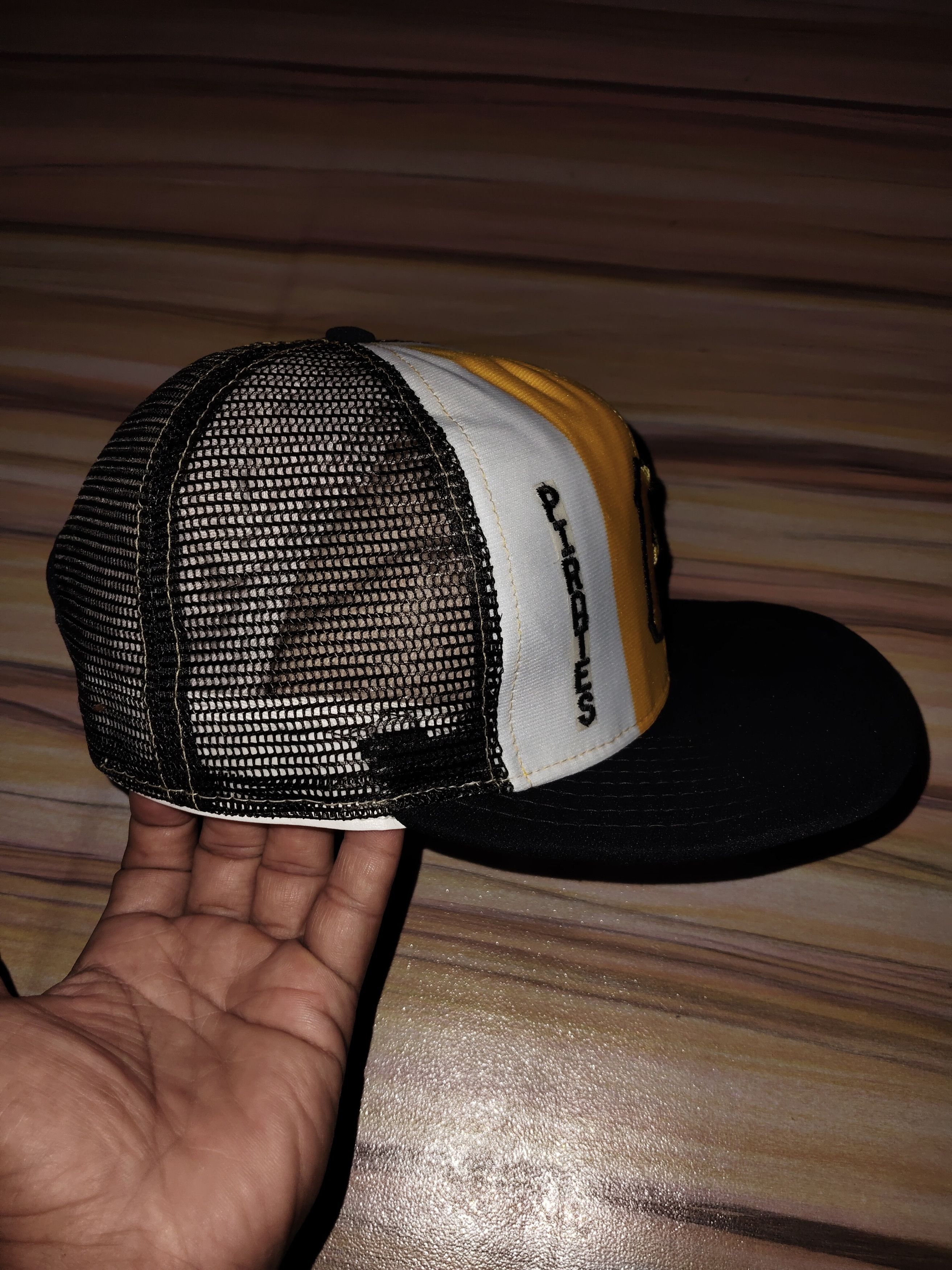 MLB Vintage PITTSBURG PIRATES Trucker Cap Size ONE SIZE - 2 Thumbnail