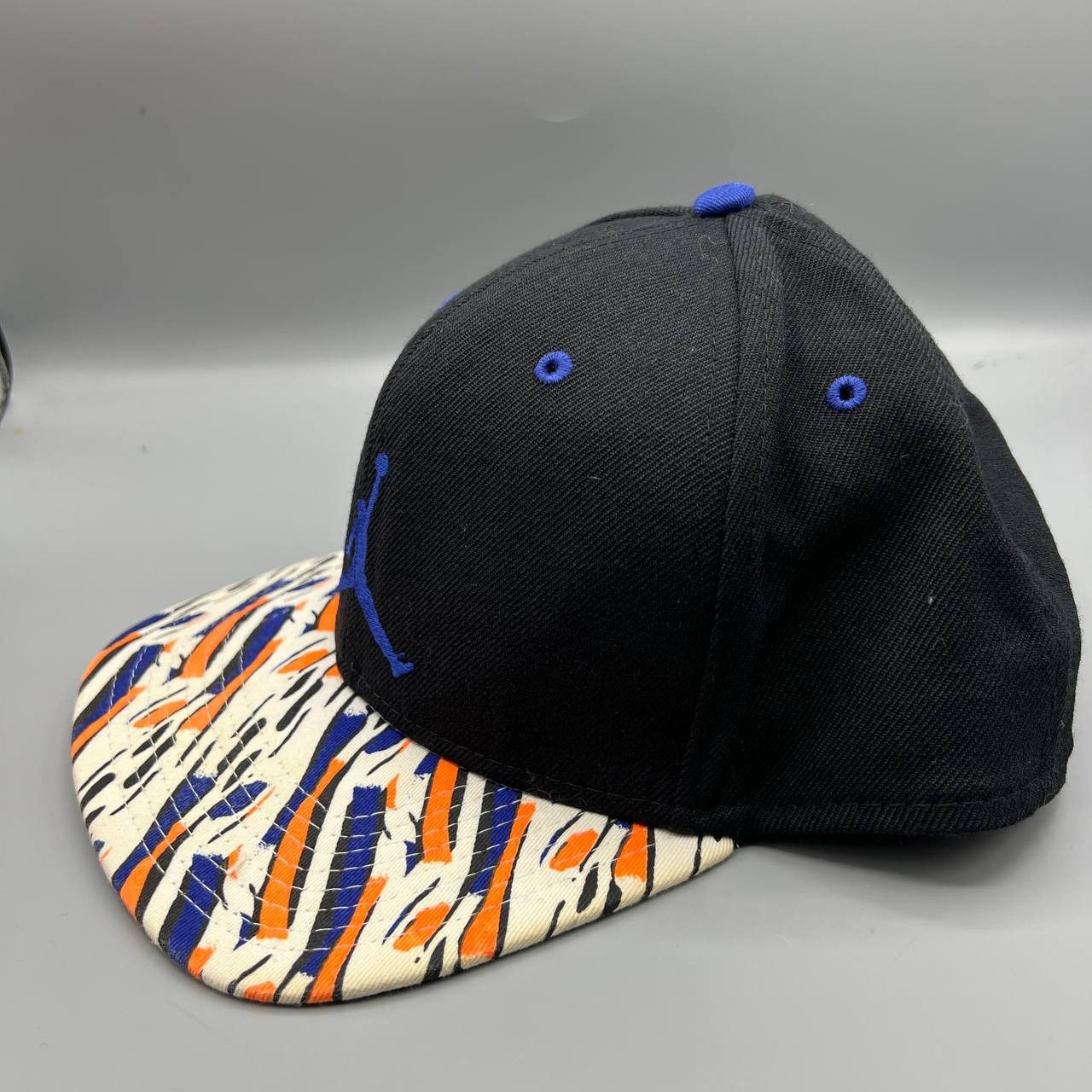Jordan Brand Air Jordan True Hat Men Embroidered Jumpman Snap Back Cap Size ONE SIZE - 3 Thumbnail
