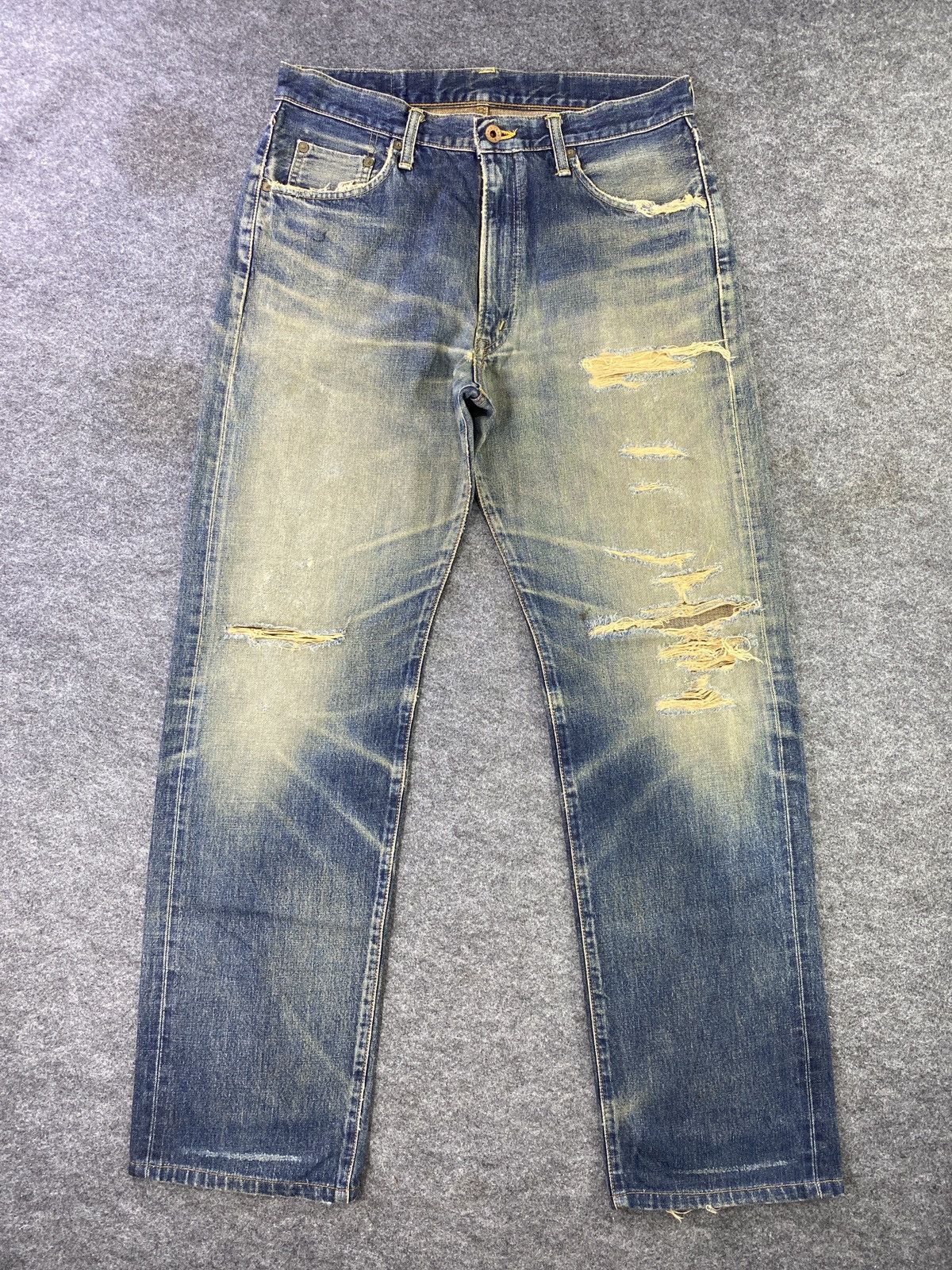 image of Edwin 505Xx Redline Distressed Blue Wash Jeans- J868, Men's (Size 33)
