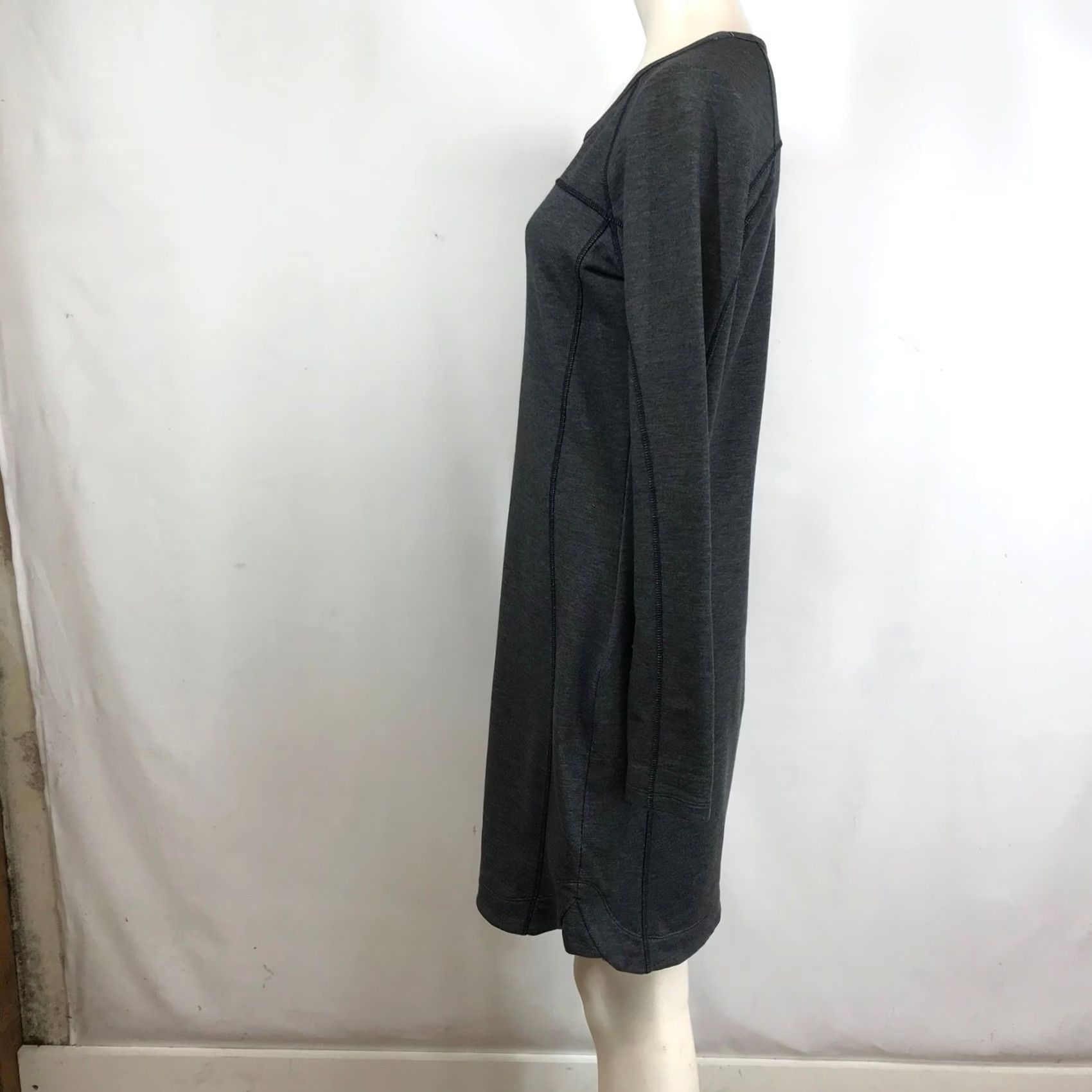 Athleta Athleta Womens Gray Long Sleeve Sweatshirt Mini Dress S Charcoal Size S / US 4 / IT 40 - 6 Thumbnail