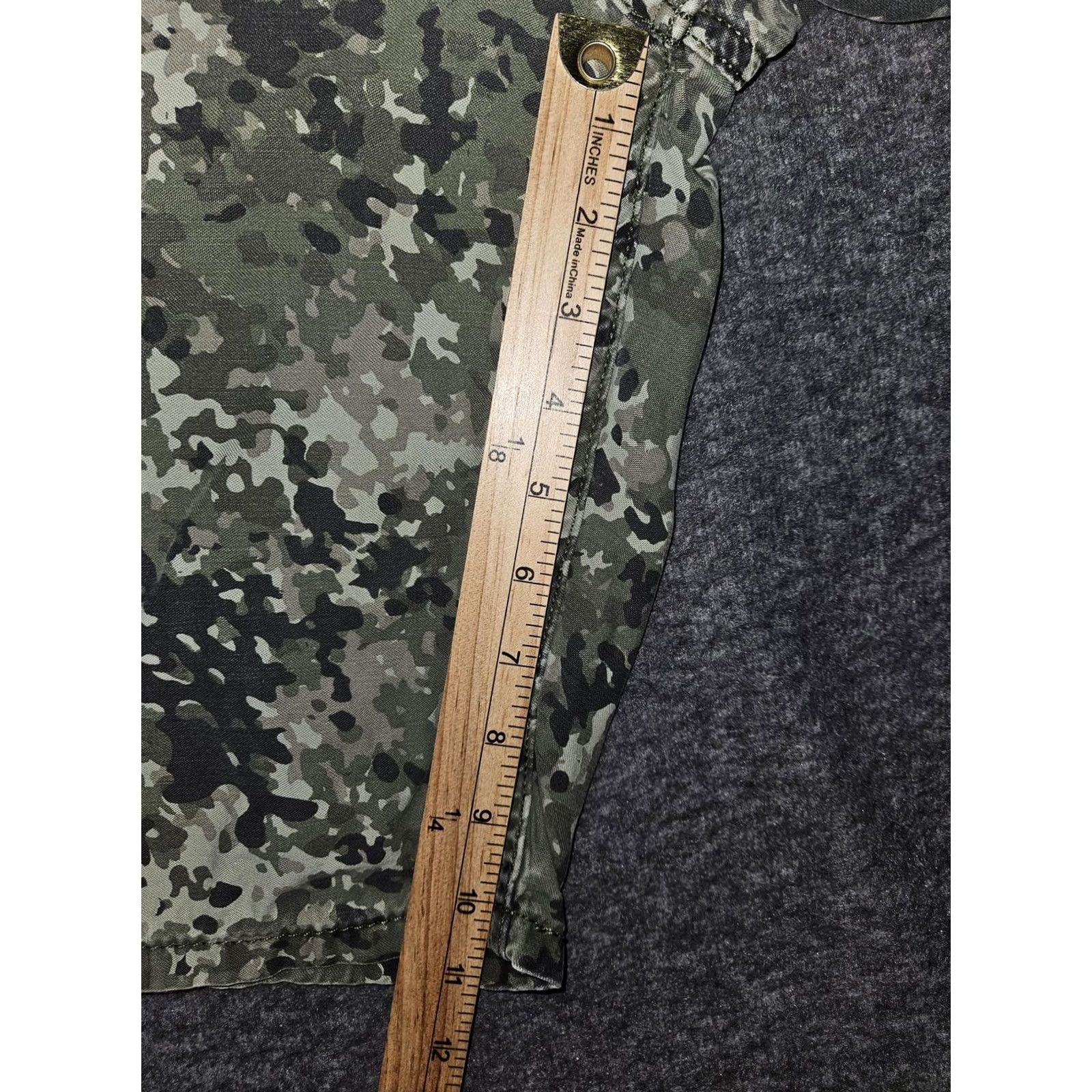 Levi's Levi's Bermuda Shorts Mens 42 Green Camouflage Denim Relaxed 5-Pocket Pockets Summer Casual Bermuda Shorts Size US 42 / EU 58 - 4 Thumbnail