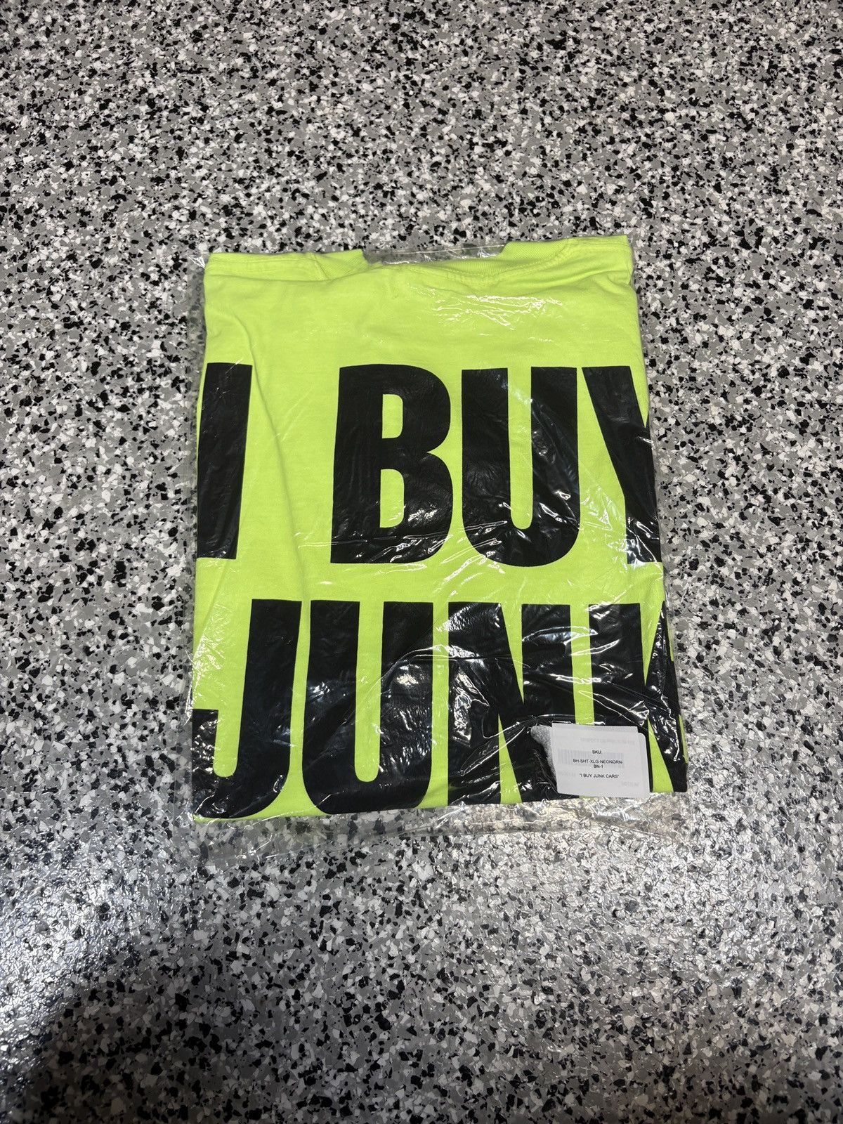 Billy Hill 2021 Billy Hill “I Buy Junk Cars” Neon Green Shirt Size XL Size US XL / EU 56 / 4 - 3 Thumbnail