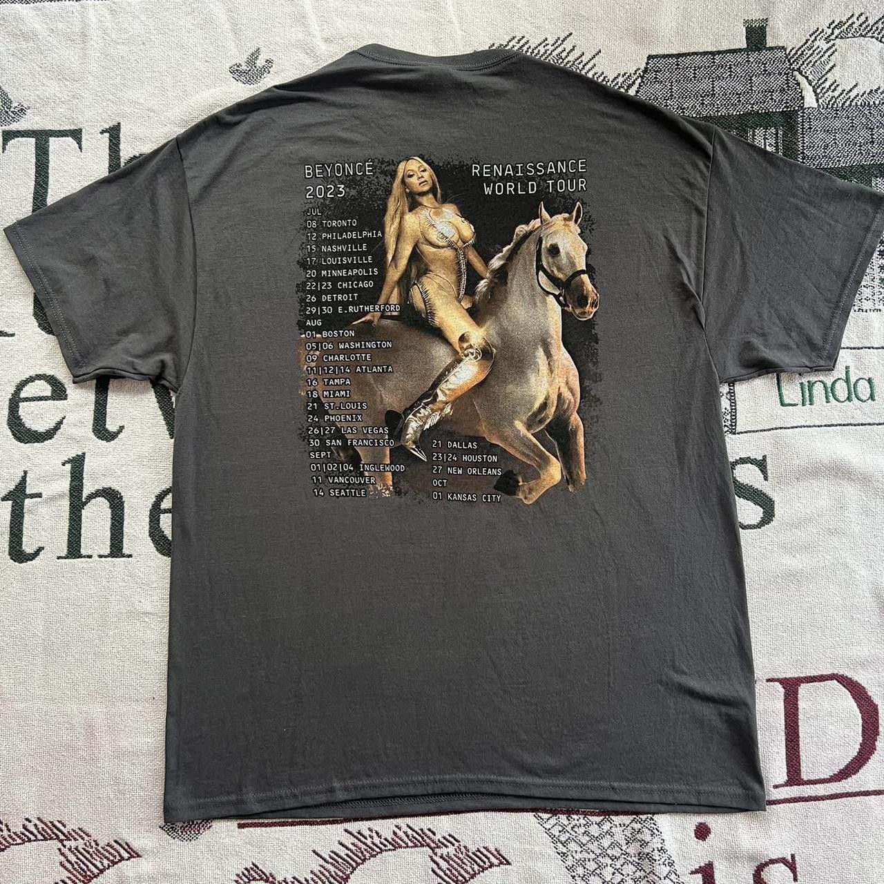 Vintage Crazy Vintage Y2K/2000s Beyoncé Renaissance World Tour Music Rap Pop Essential Graphic Tee! Size US XL / EU 56 / 4 - 5 Thumbnail