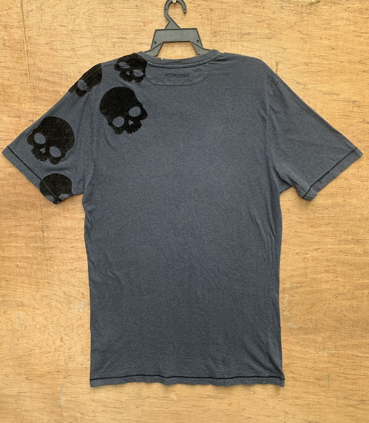 HYDROGEN Rare Hydrogen Velvet Skulls Print Long Sleeve Shirt Size US L / EU 52-54 / 3 - 4 Thumbnail