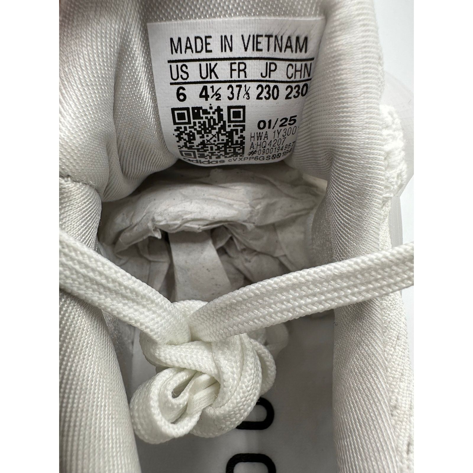 Adidas Adidas UltraBoost 1.0 “Triple White” size 6w Size US 6 / IT 36 - 6 Thumbnail
