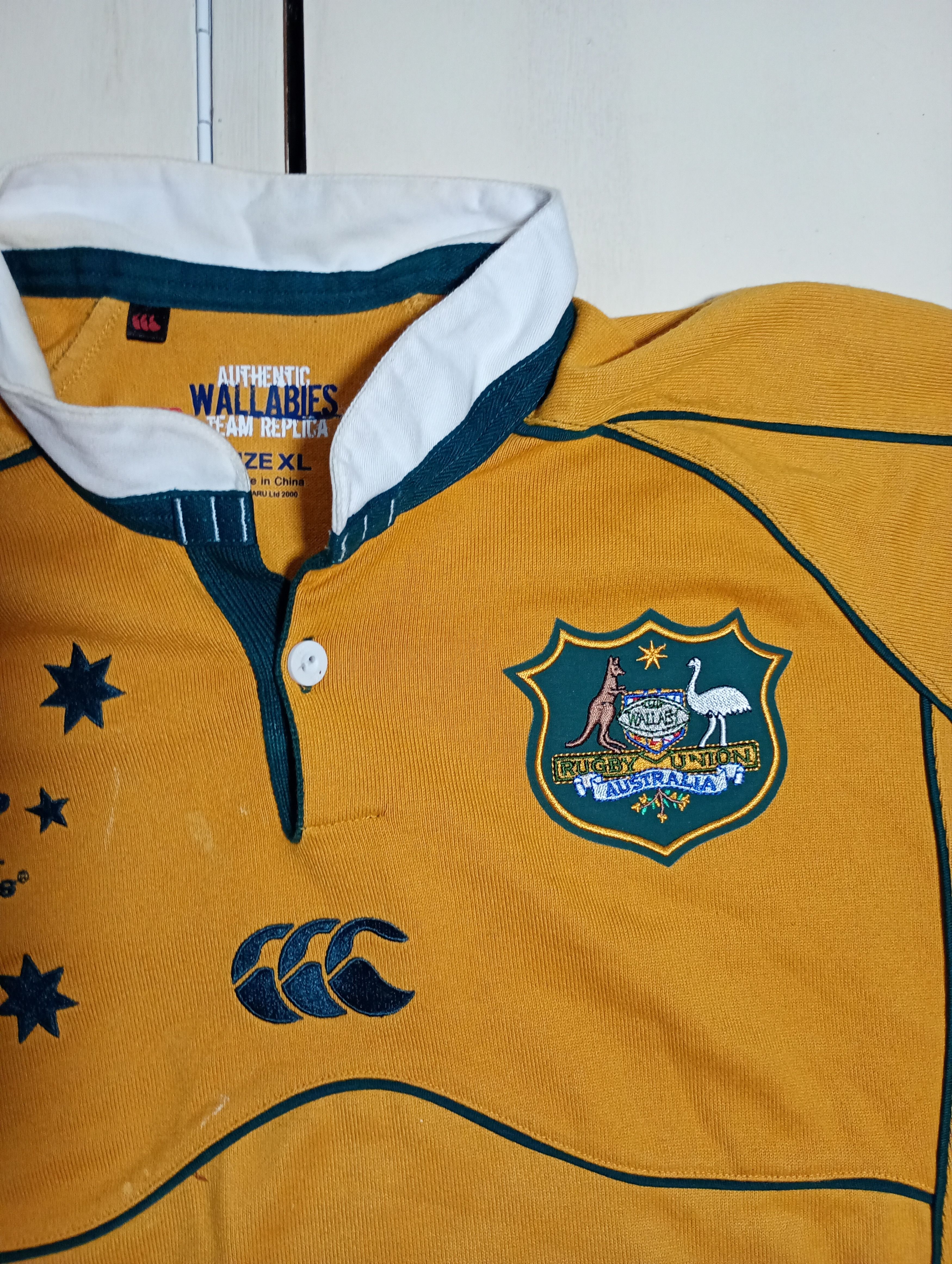 Canterbury of New Zealand Canterbury Wallabies Australia Rugby Shirt 2008 Size US XL / EU 56 / 4 - 8 Thumbnail
