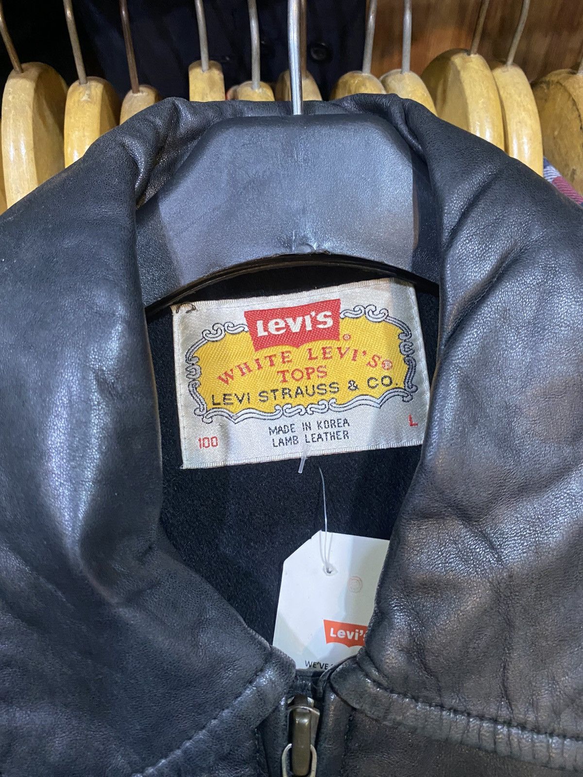 Levi's Vintage Clothing Levi's 90's White Tab Lamb Skin Leather Jacket Size US L / EU 52-54 / 3 - 2 Thumbnail