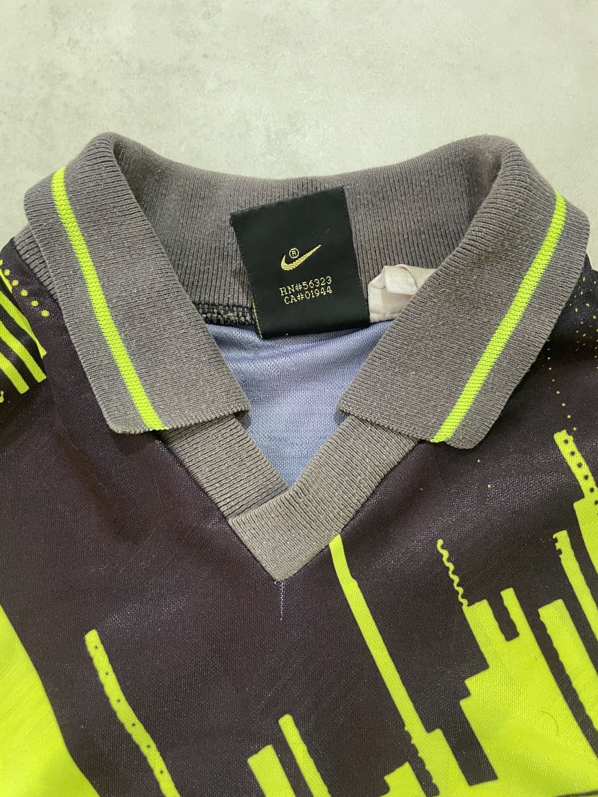 Nike rare Borrusia dortmund 93-94 Home kit Longsleeve Size US S / EU 44-46 / 1 - 5 Thumbnail