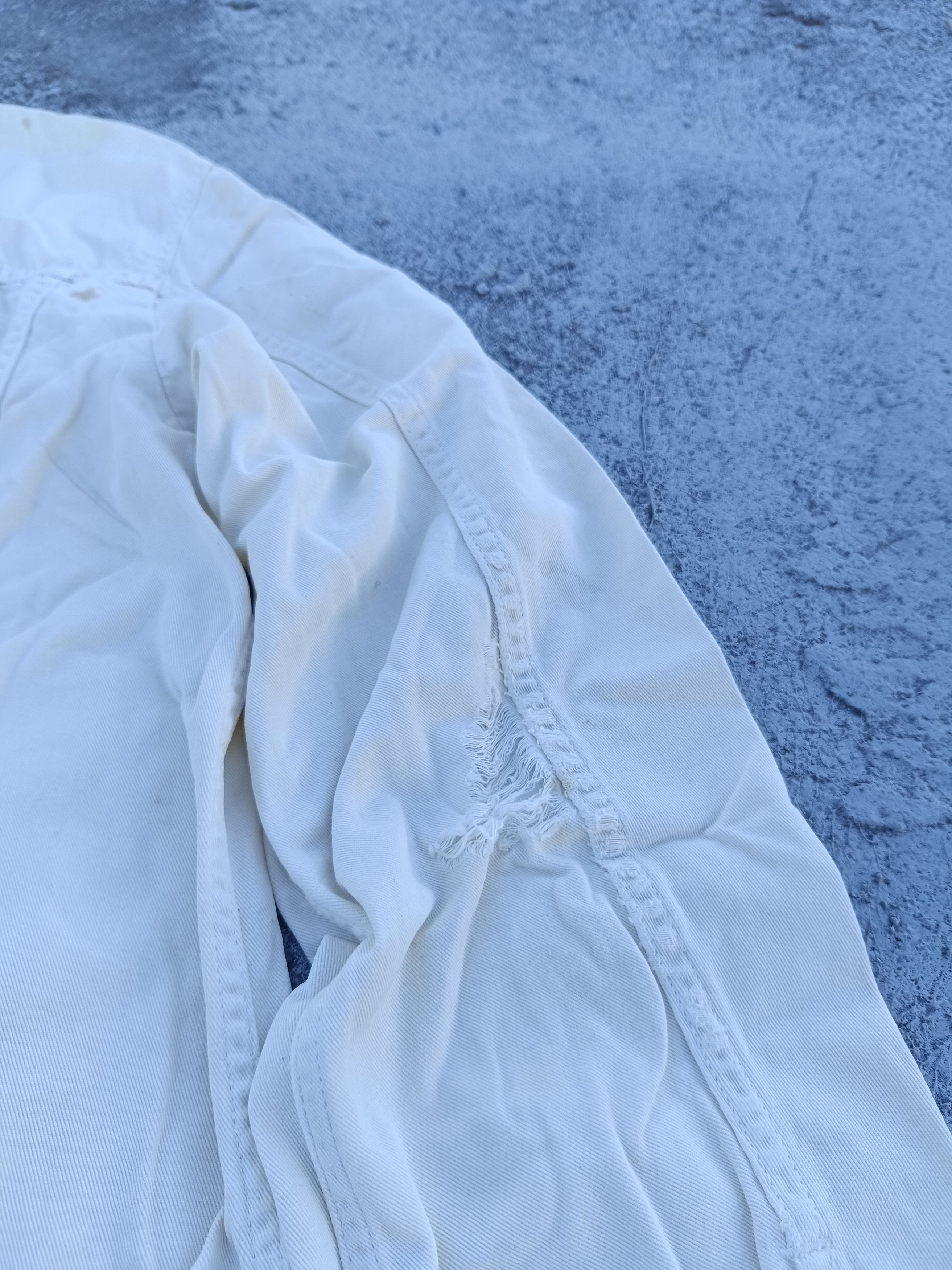 Dolce & Gabbana DOLCE & GABBANA distressed denim jacket Size US M / EU 48-50 / 2 - 9 Thumbnail