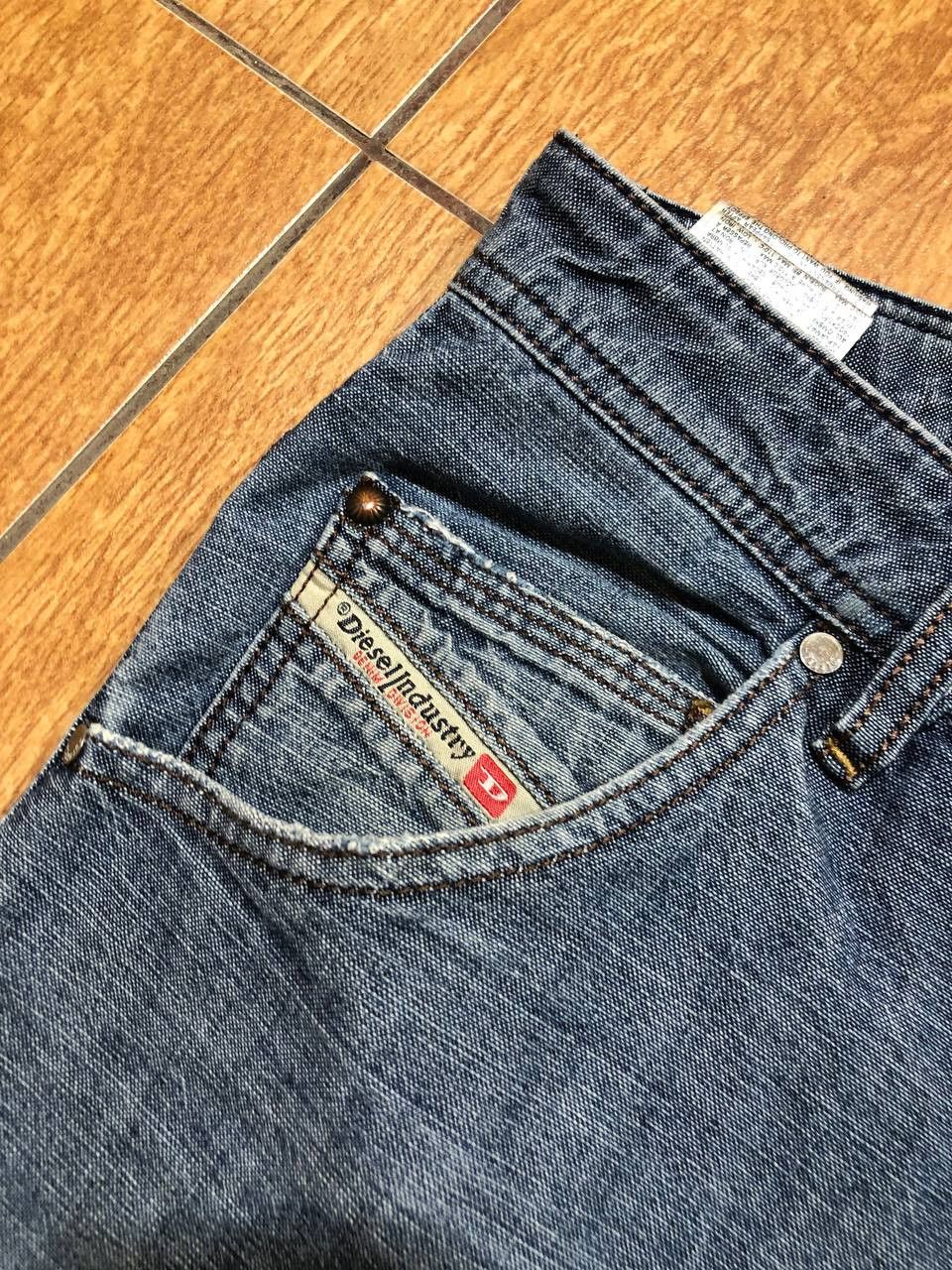Diesel DIESEL WASH KROOLEY REGULAR SLIM CARROT jeans Size US 36 / EU 52 - 13 Thumbnail