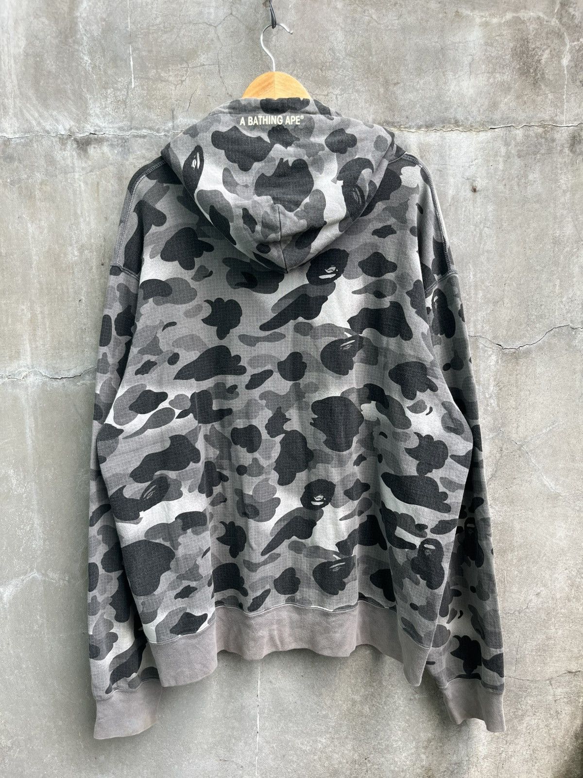 Bape Grid Camo Pull Over Hoodie Size US XXL / EU 58 / 5 - 1 Thumbnail