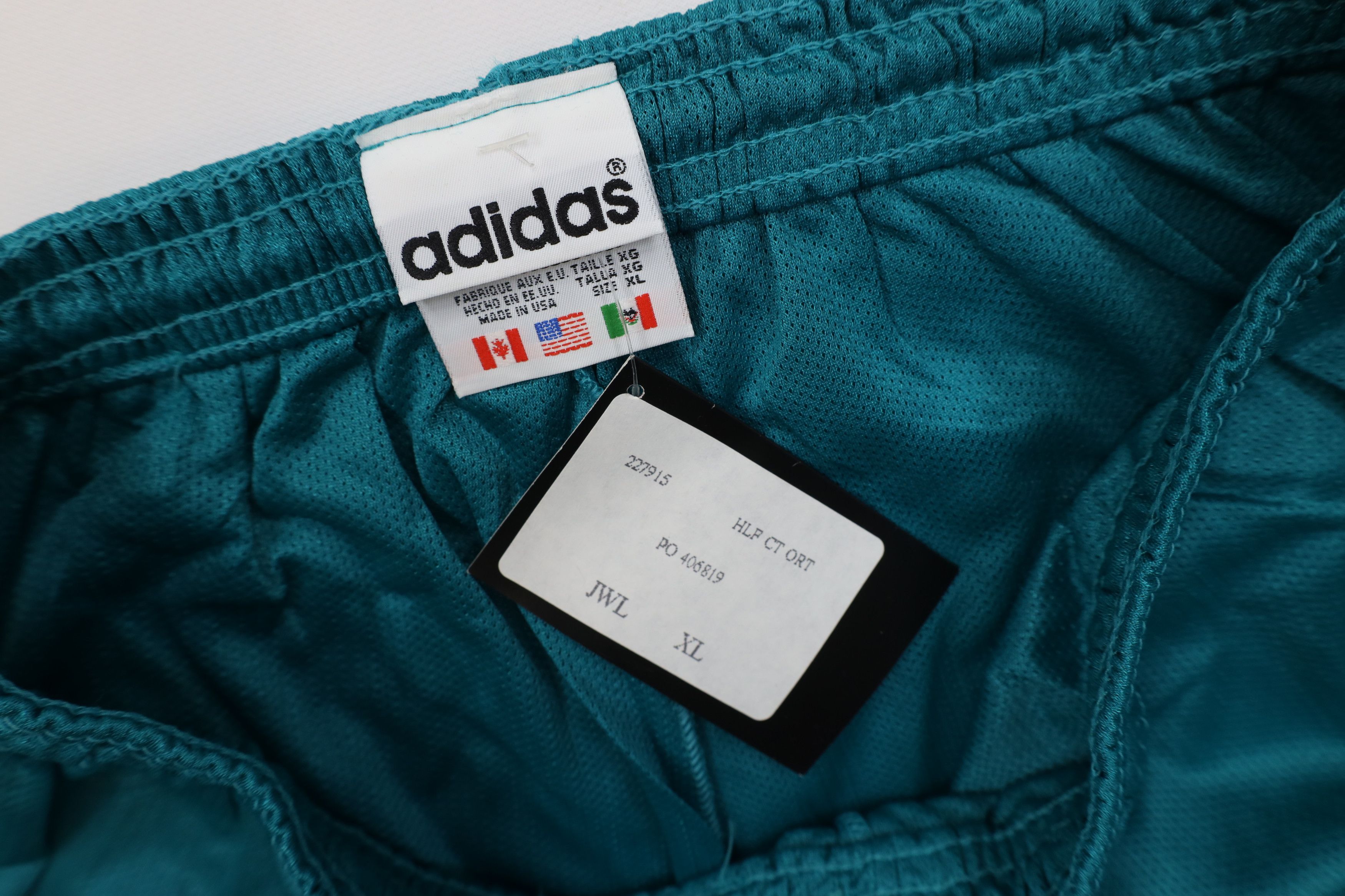 Adidas Deadstock Vintage 90s Adidas Above Knee Mesh Shorts USA Size US 36 / EU 52 - 7 Thumbnail