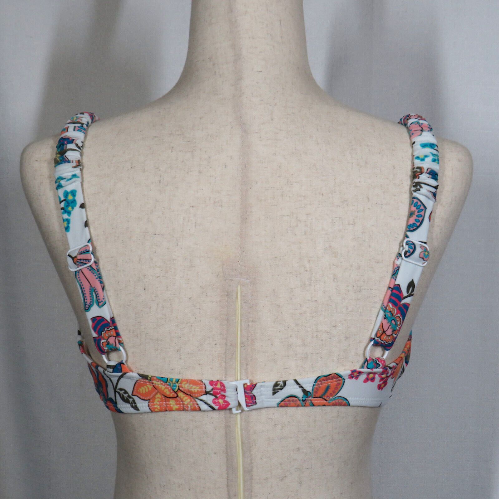 Other SUNDAZED Ledia Floral Shirred Padded Bikini Swim Top 36 B-C Size ONE SIZE - 2 Thumbnail