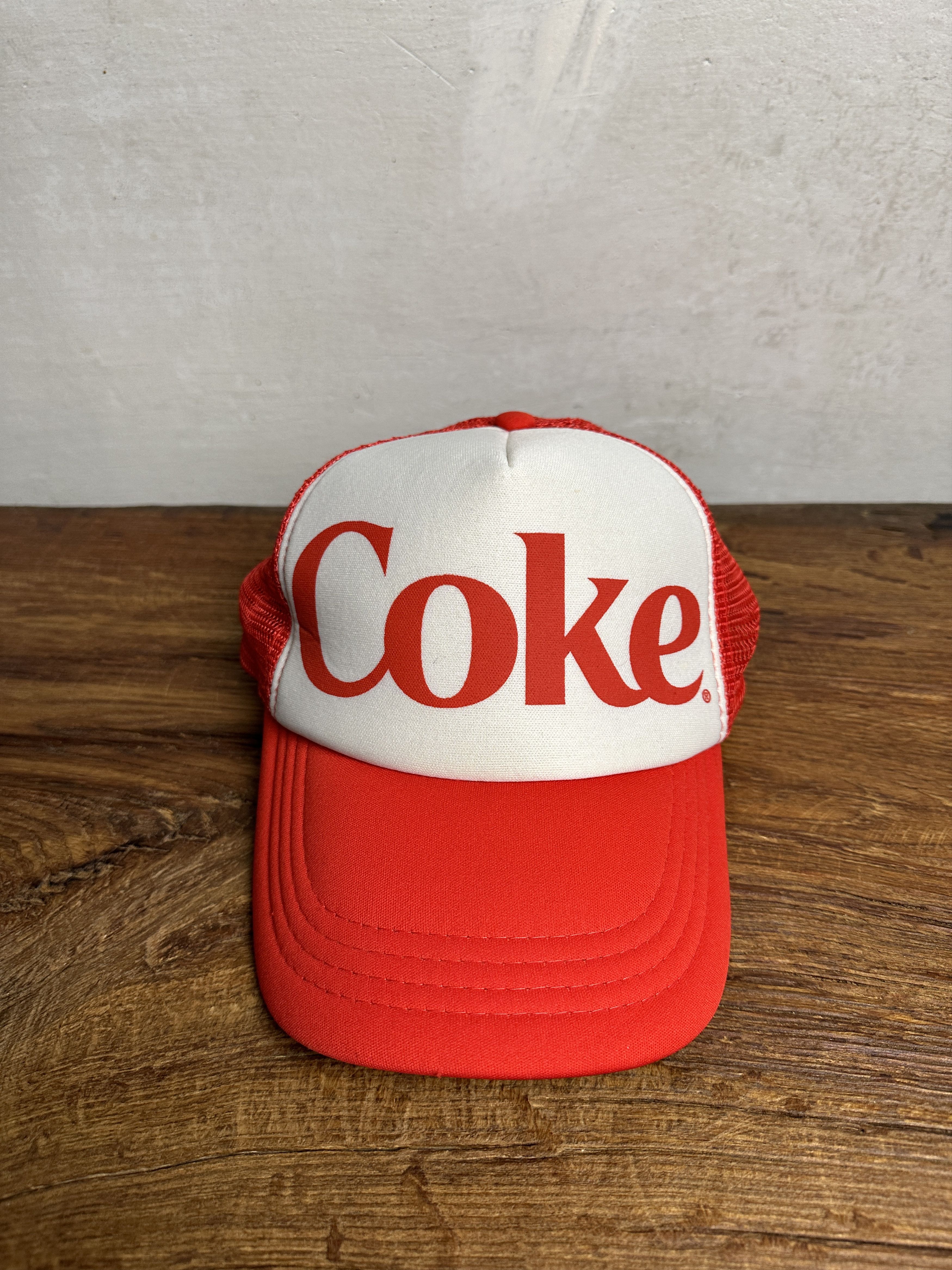 Coca Cola Coca Cola Classic Trucker Vintage Snapback Size ONE SIZE - 6 Thumbnail