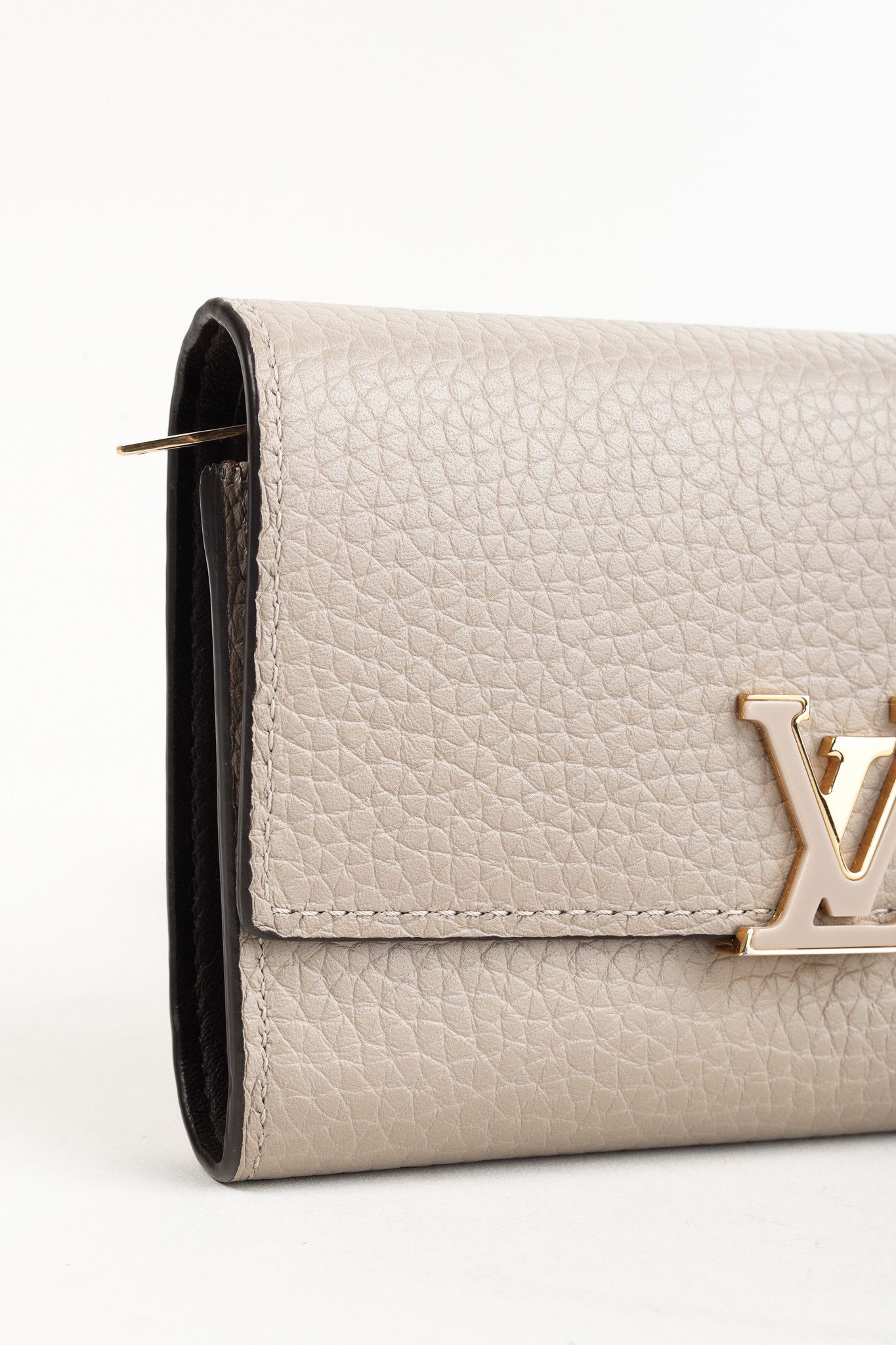 Louis Vuitton Louis Vuitton Galet Taupe Capucines Compact Wallet Size ONE SIZE - 5 Thumbnail