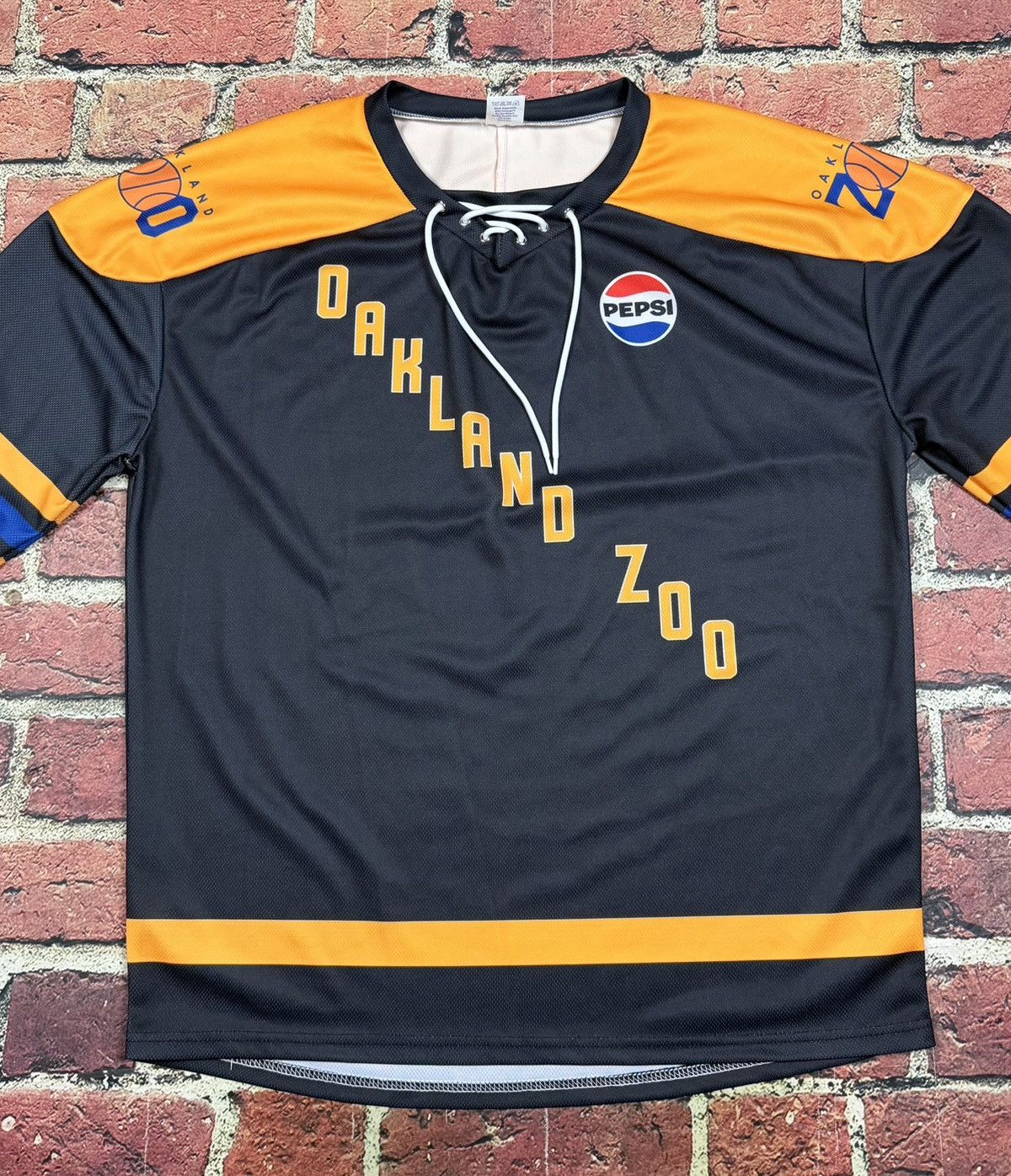 NCAA Pitt Oakland Zoo Hockey Jersey University Pittsburgh Size US M / EU 48-50 / 2 - 5 Thumbnail