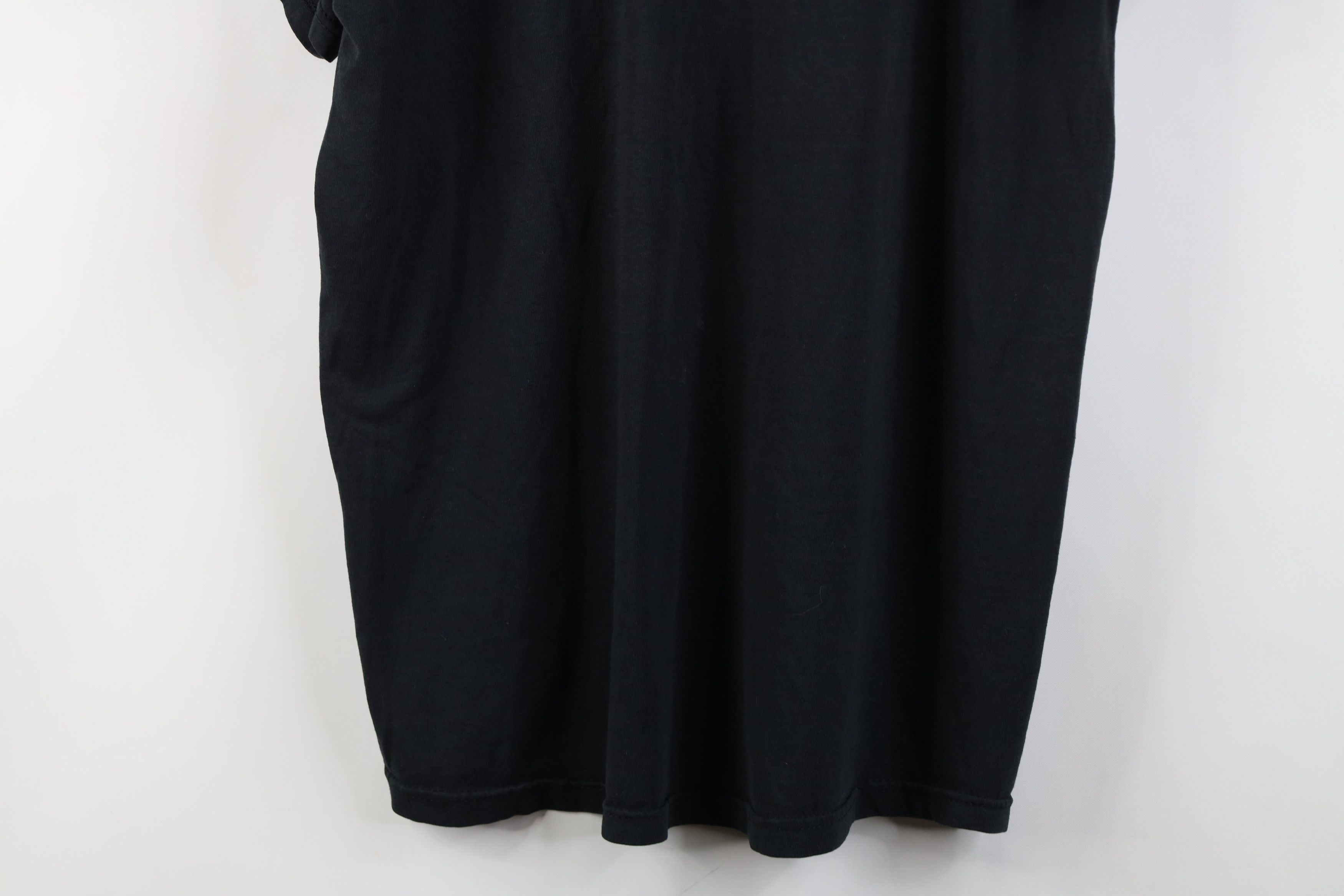 Vintage Vintage 90s Streetwear Faded Blank Thin Pocket T-Shirt Black Size US M / EU 48-50 / 2 - 14 Thumbnail