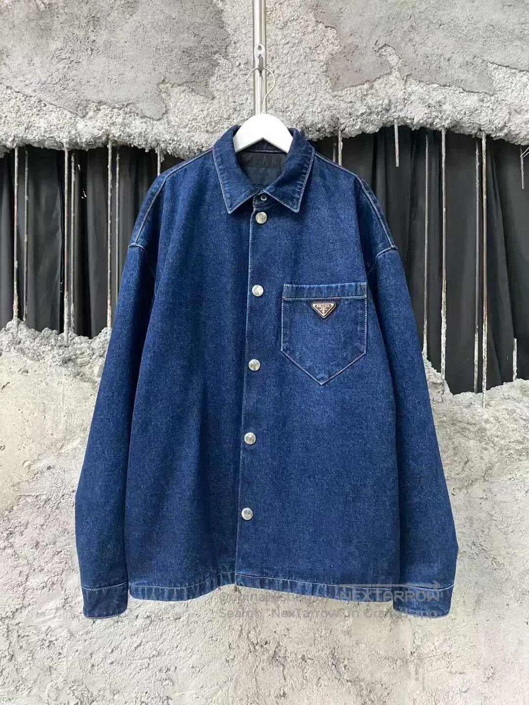 Prada new prada denim jacket outerwear. Size US L / EU 52-54 / 3 - 1 Thumbnail