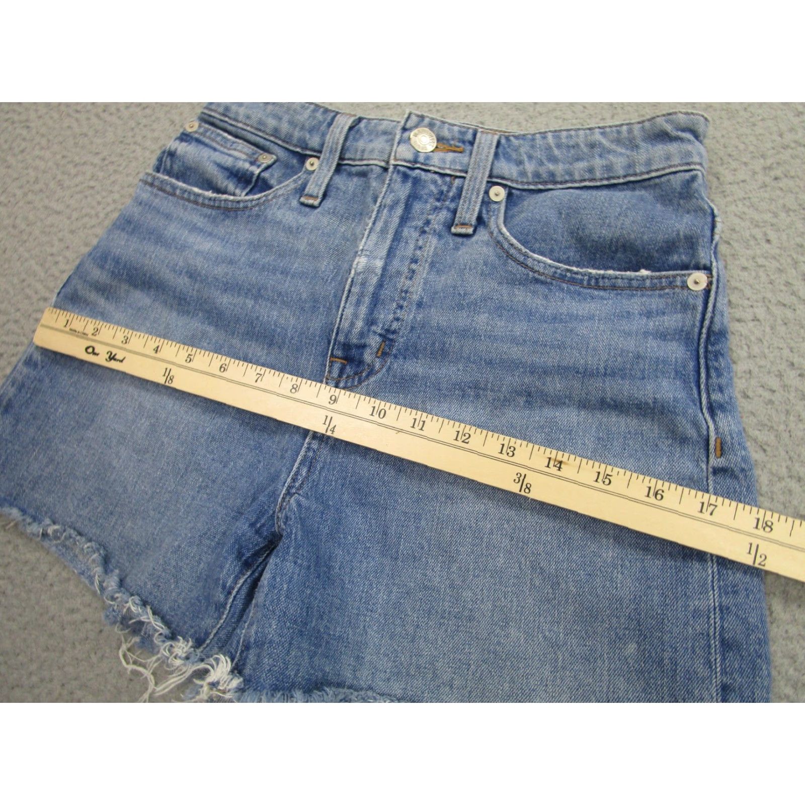 Madewell Madewell Curvy High-Rise Denim Shorts Womens 26 Blue Cutoff Raw Hem Stretch Size 26" / US 2 / IT 38 - 3 Thumbnail
