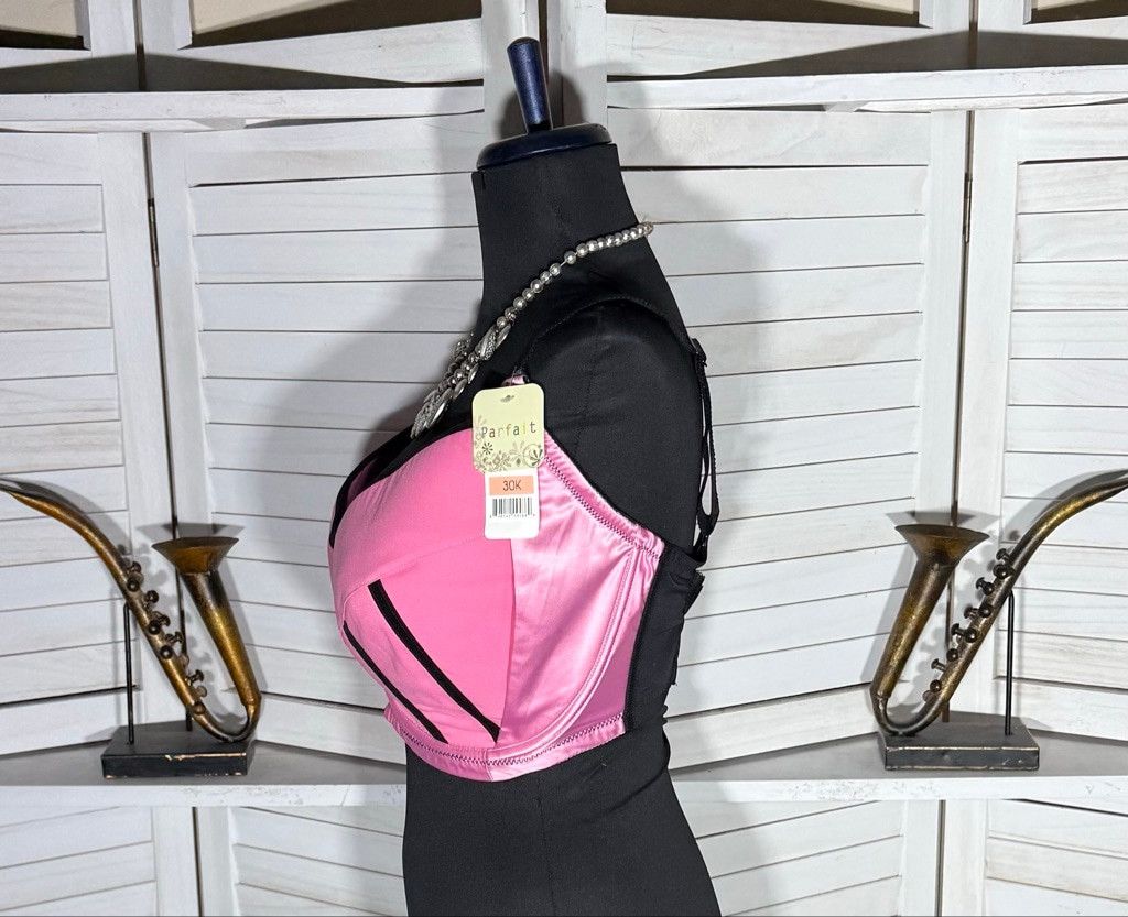 Vintage NWT extra support bra special rare size 30K hot pink unique Size ONE SIZE - 3 Thumbnail