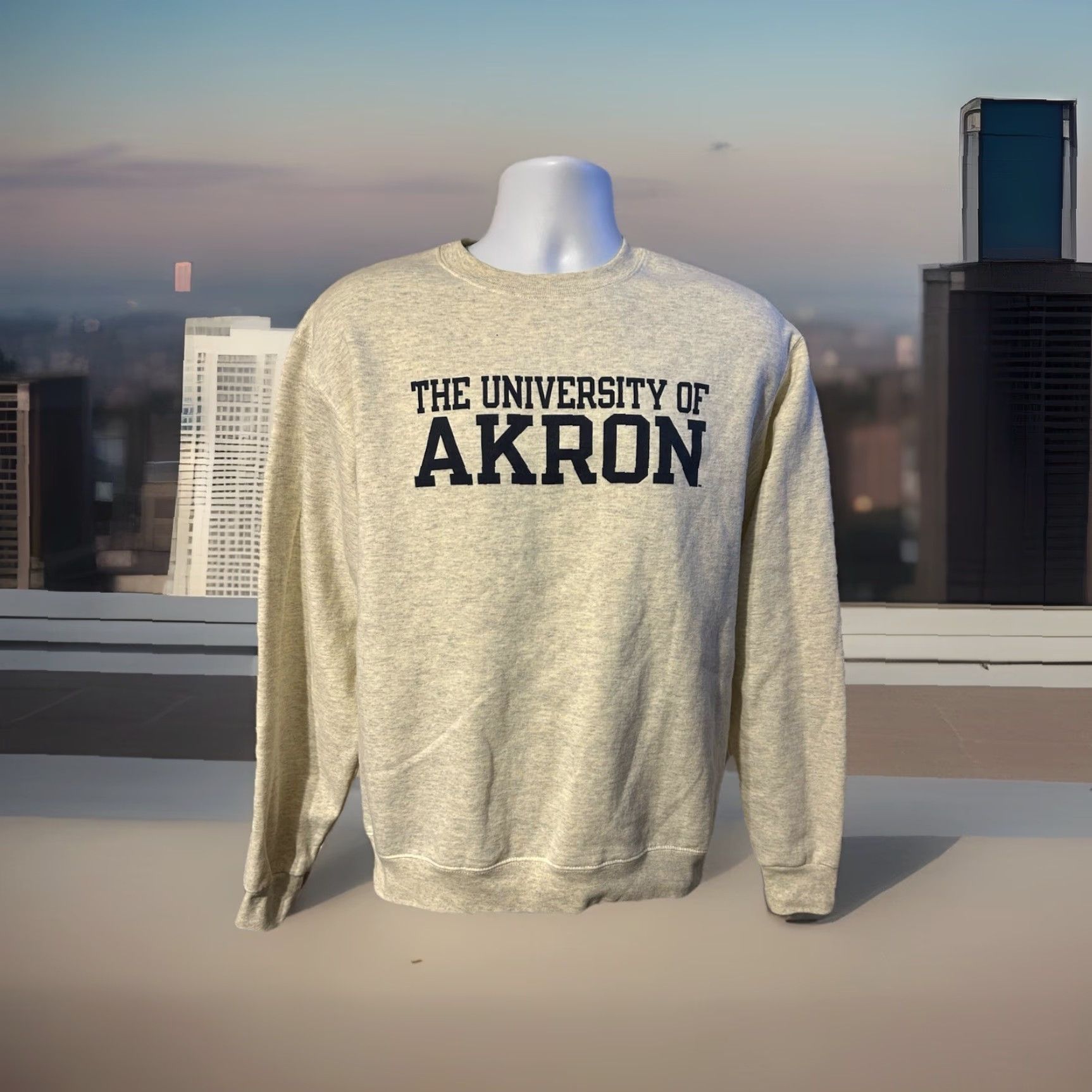 Champion VINTAGE Champion Sweatshirt University Of Akron Pullover Heather Creme Creme Crew Neck Unisex Adults Medium Size US M / EU 48-50 / 2 - 7 Thumbnail
