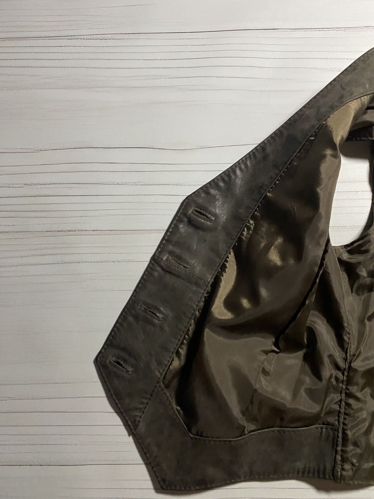 Valentino × Vera Pelle × Vintage Vintage Valentino Vera Pelle genuine leather y2k vest Size XS / US 0-2 / IT 36-38 - 11 Thumbnail