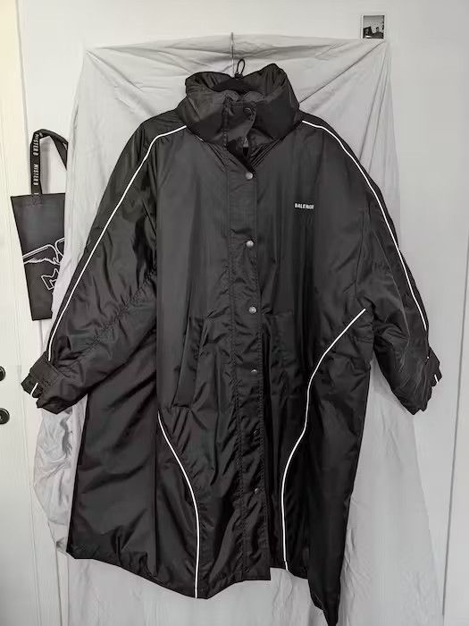 Balenciaga Balenciaga Modular Car Coat SIZE 34 Size US L / EU 52-54 / 3 - 3 Thumbnail