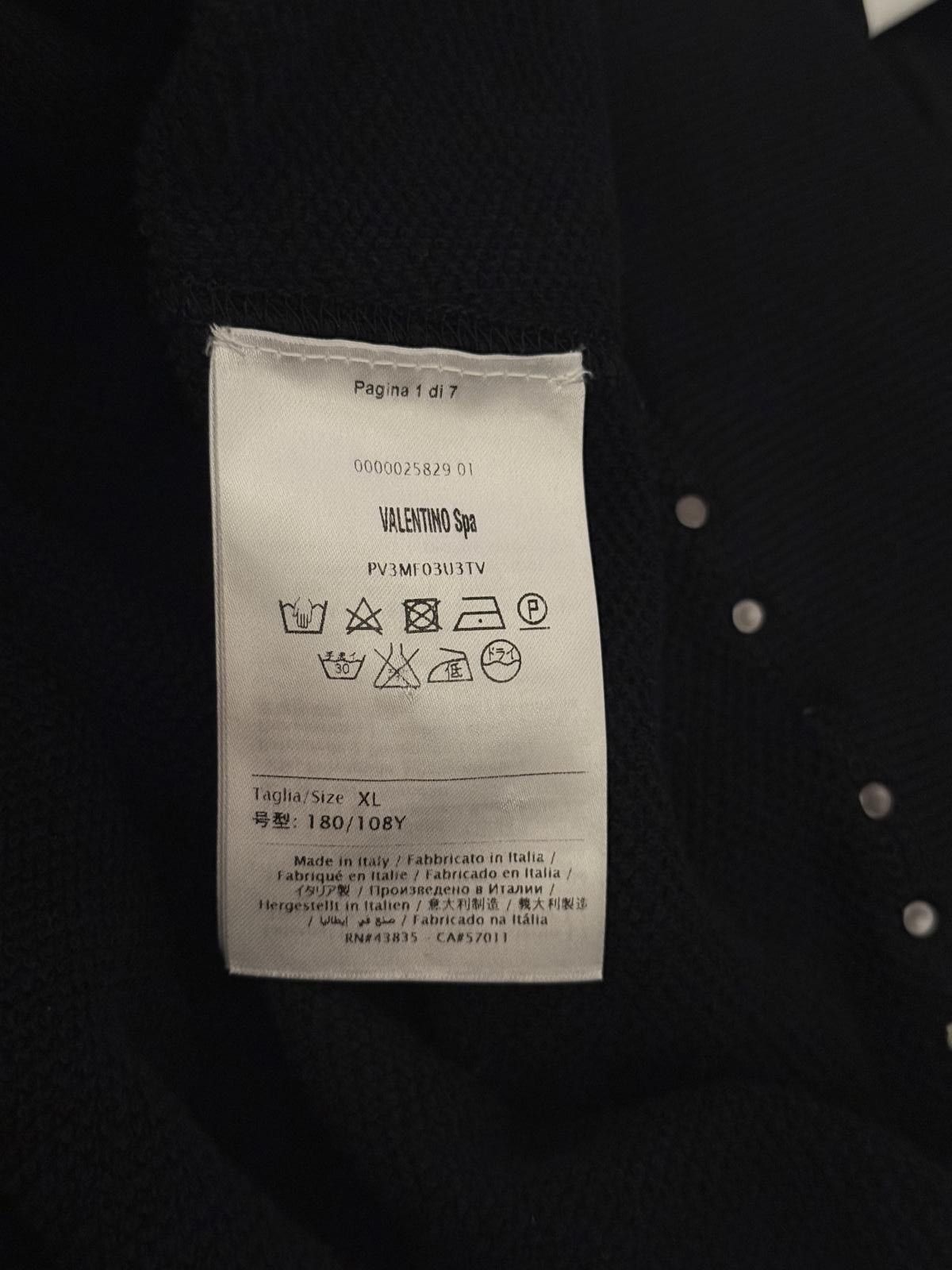Other Valentino Untitled Studs Long Sleeved Black Sweatshirt Size US XL / EU 56 / 4 - 5 Thumbnail