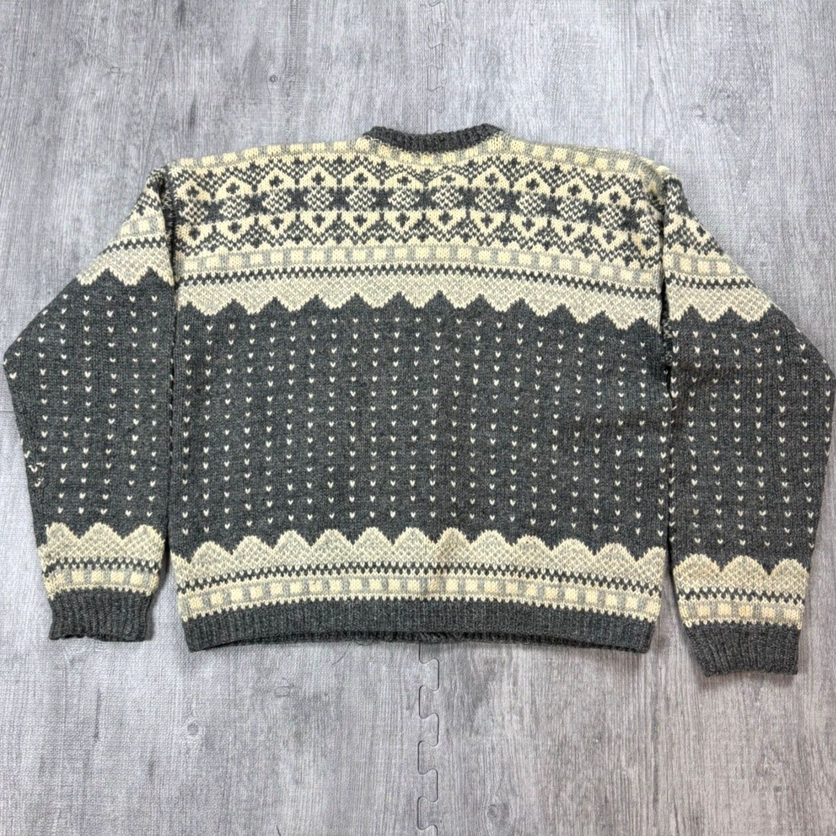 Vintage VINTAGE L.L. BEAN Cardigan Mens XL Gray Wool Fair Isle Norwegian Birdseye Crew Neck Knit Wool Rugged Outdoor 90s/Old School Size US XL / EU 56 / 4 - 6 Thumbnail