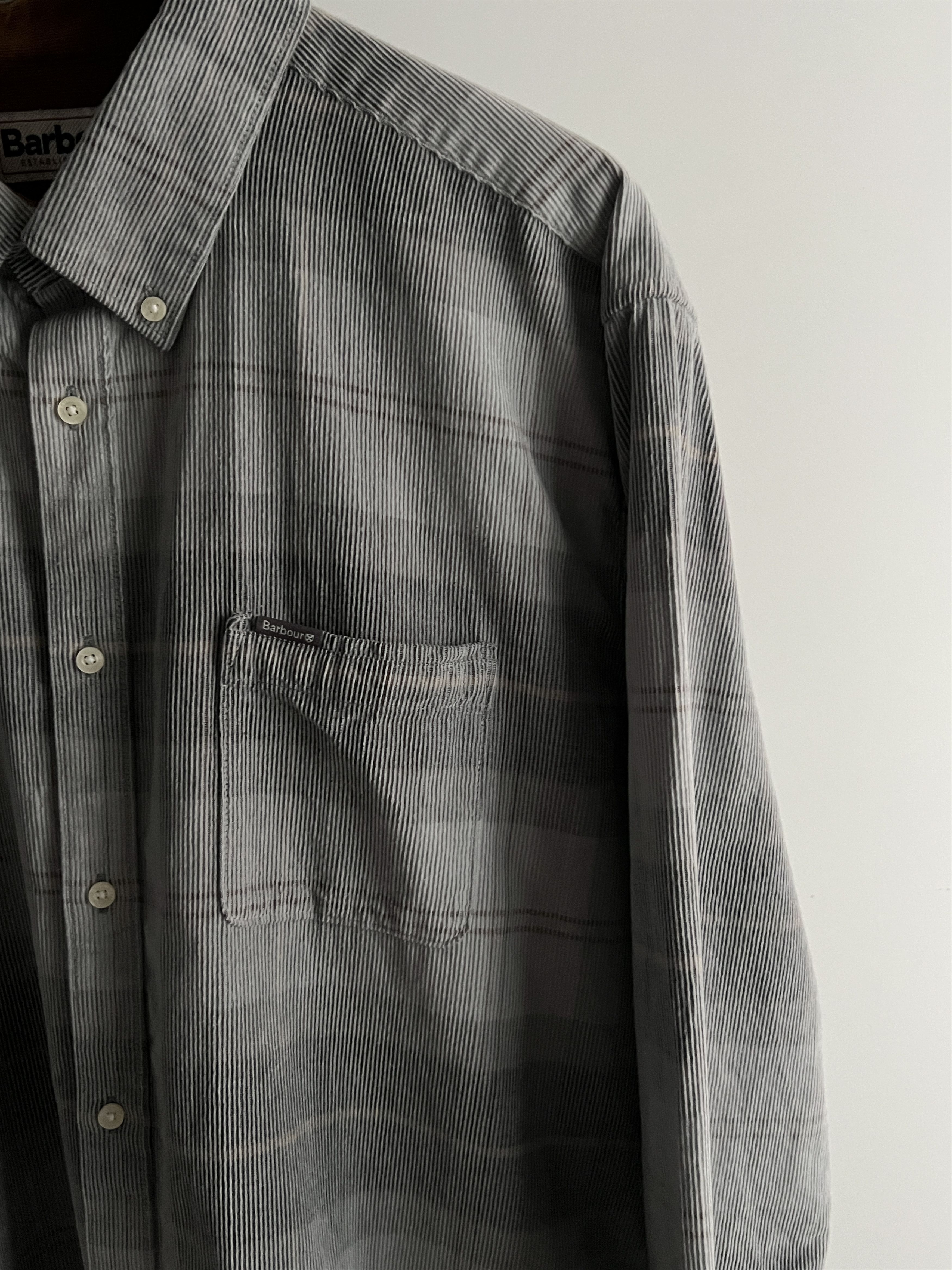 Barbour × Designer × Vintage Vintage Barbour Micro Corduroy Velvet Button Up Shirt Size US XL / EU 56 / 4 - 4 Thumbnail
