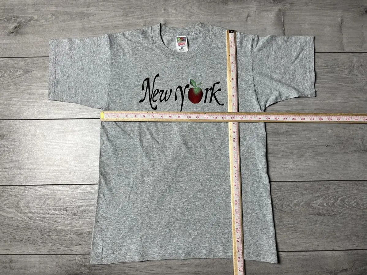 Band Tees Vintage New York apple T-shirt size Medium Size US M / EU 48-50 / 2 - 5 Thumbnail