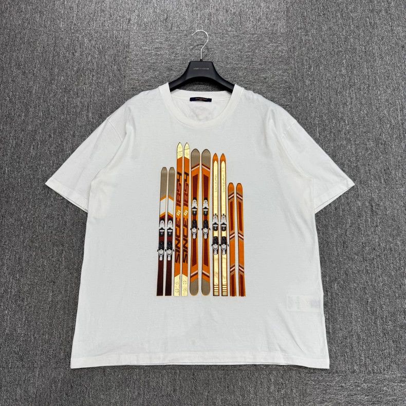 Louis Vuitton Louis Vuitton Ski Print Short Sleeve Tee - dmc Size US XL / EU 56 / 4 - 1 Thumbnail