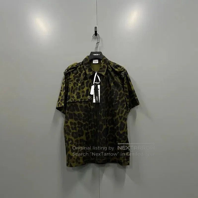 Burberry Burberry Women's Green Short Sleeve Shirt. Size M / US 6-8 / IT 42-44 - 1 Thumbnail