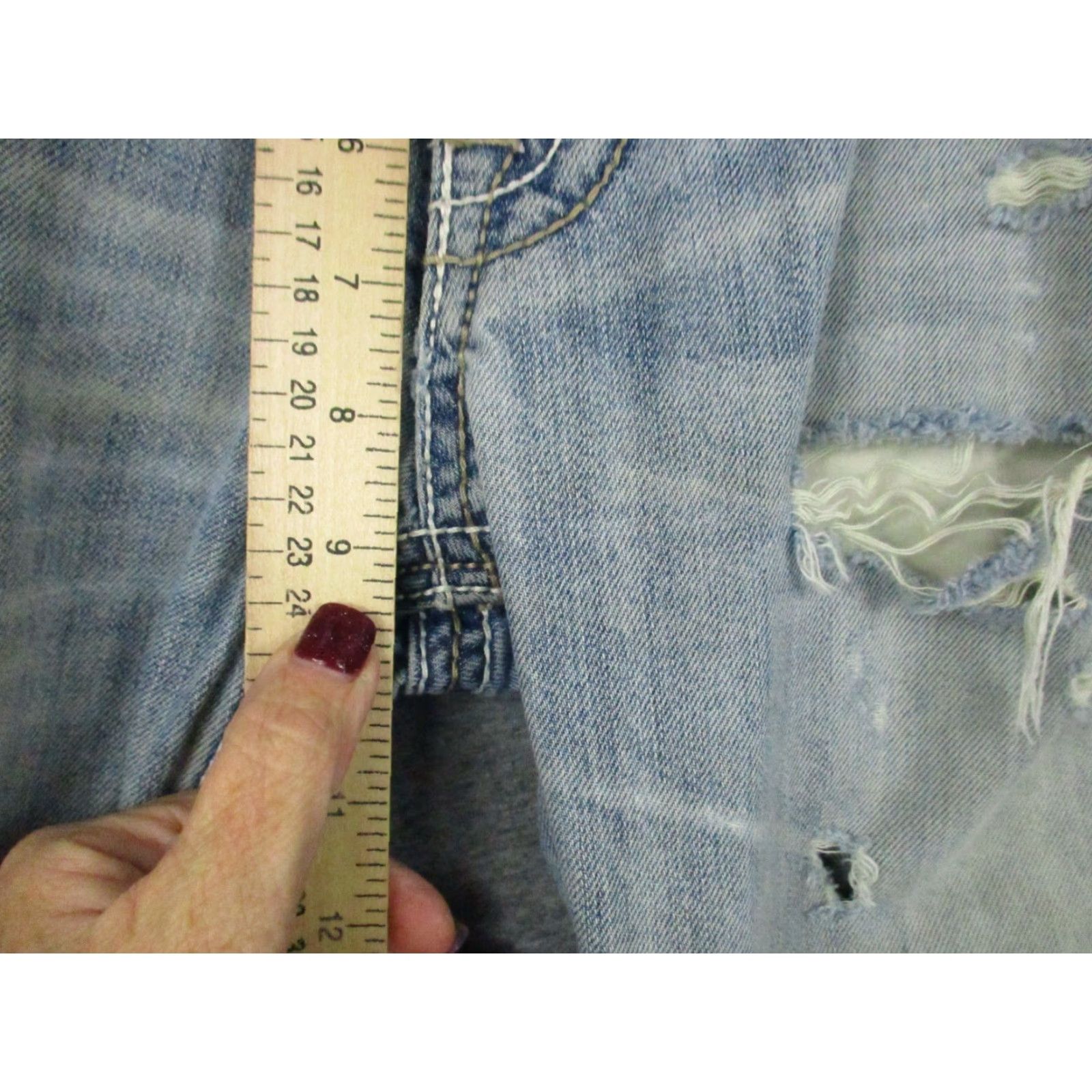 BKE BKE Buckle Carter Jeans 31R Men Distressed Blue Whiskering Worn Jeans Size US 31 - 4 Thumbnail