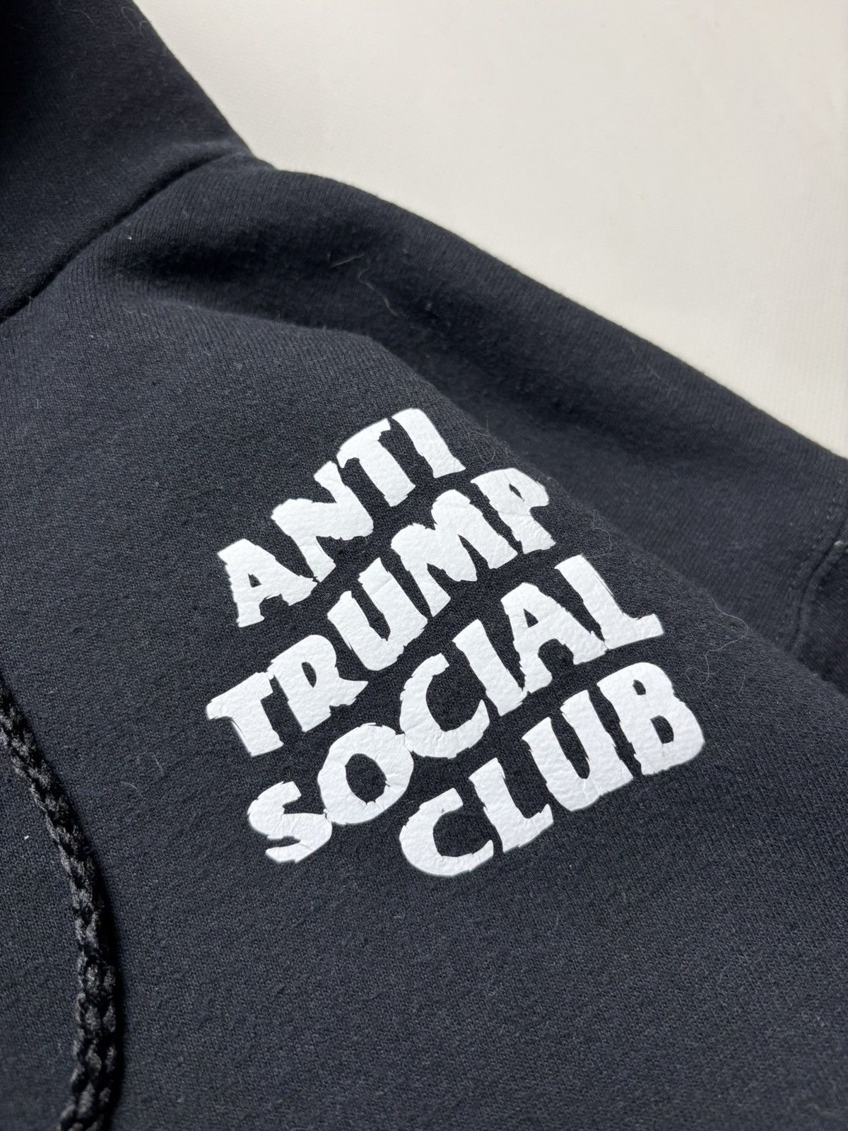 Hanes Merch Anti Trump Social Club Hoodie Size US S / EU 44-46 / 1 - 6 Thumbnail