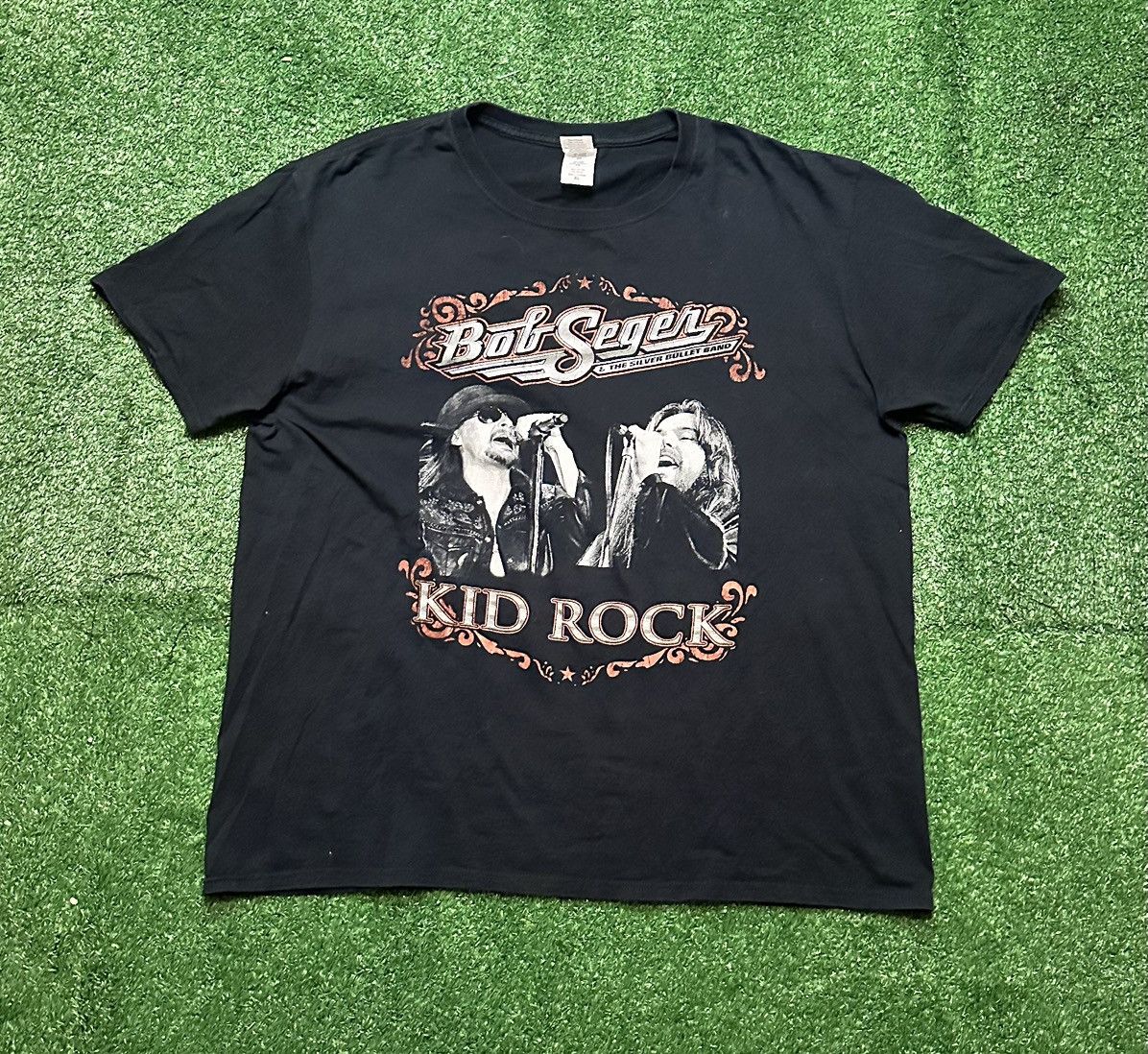 Band Tees 2013 Kid Rock & Bob Seger Tour Band Tee Shirt Size XL Size US XL / EU 56 / 4 - 1 Thumbnail
